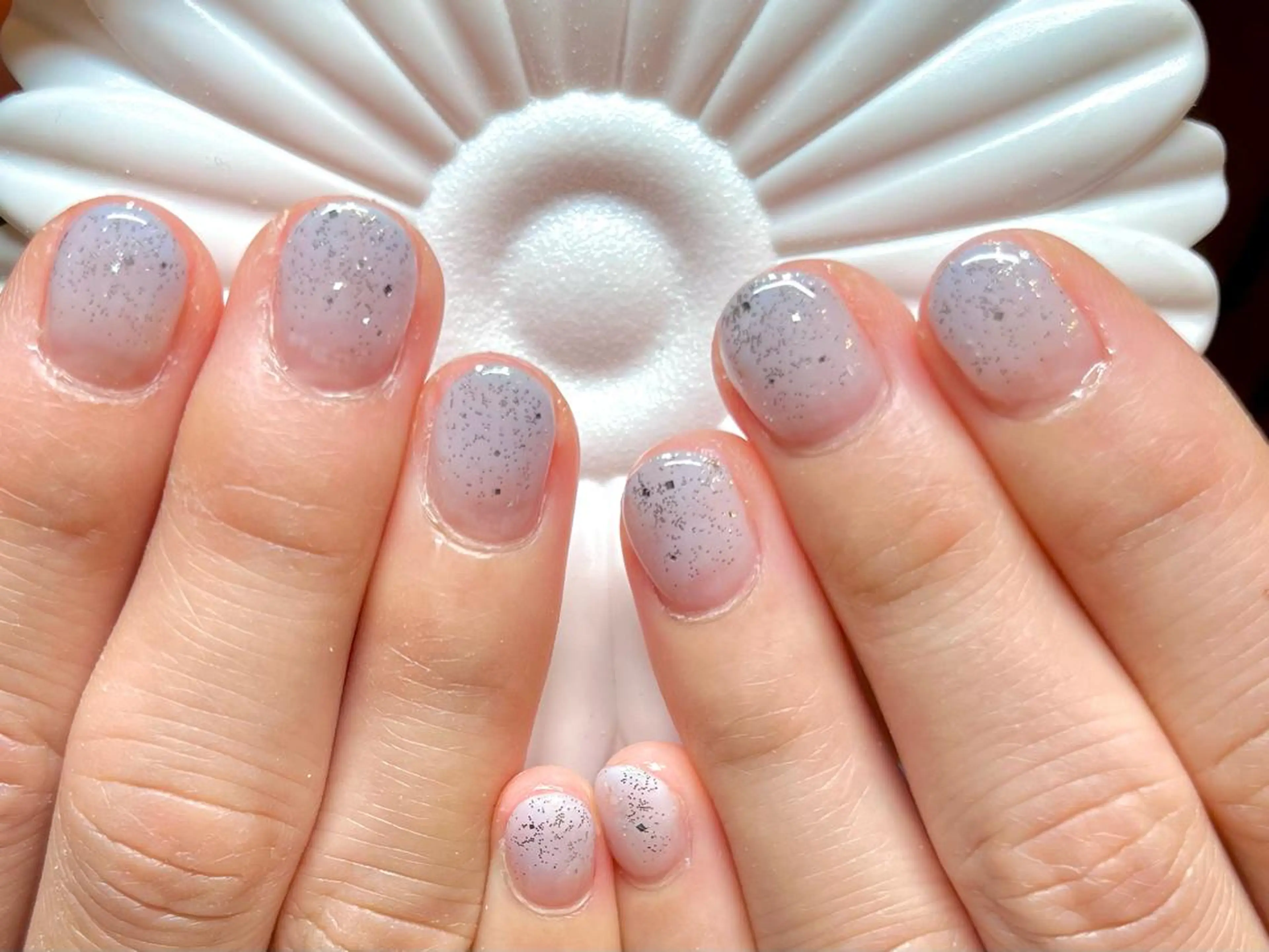 ショート カラー ネイル アートネイル オフィスネイル ワンカラーネイル ショートネイル ネイルサロン　リリーブランシュ所属・森 瑞紀のネイルデザイン