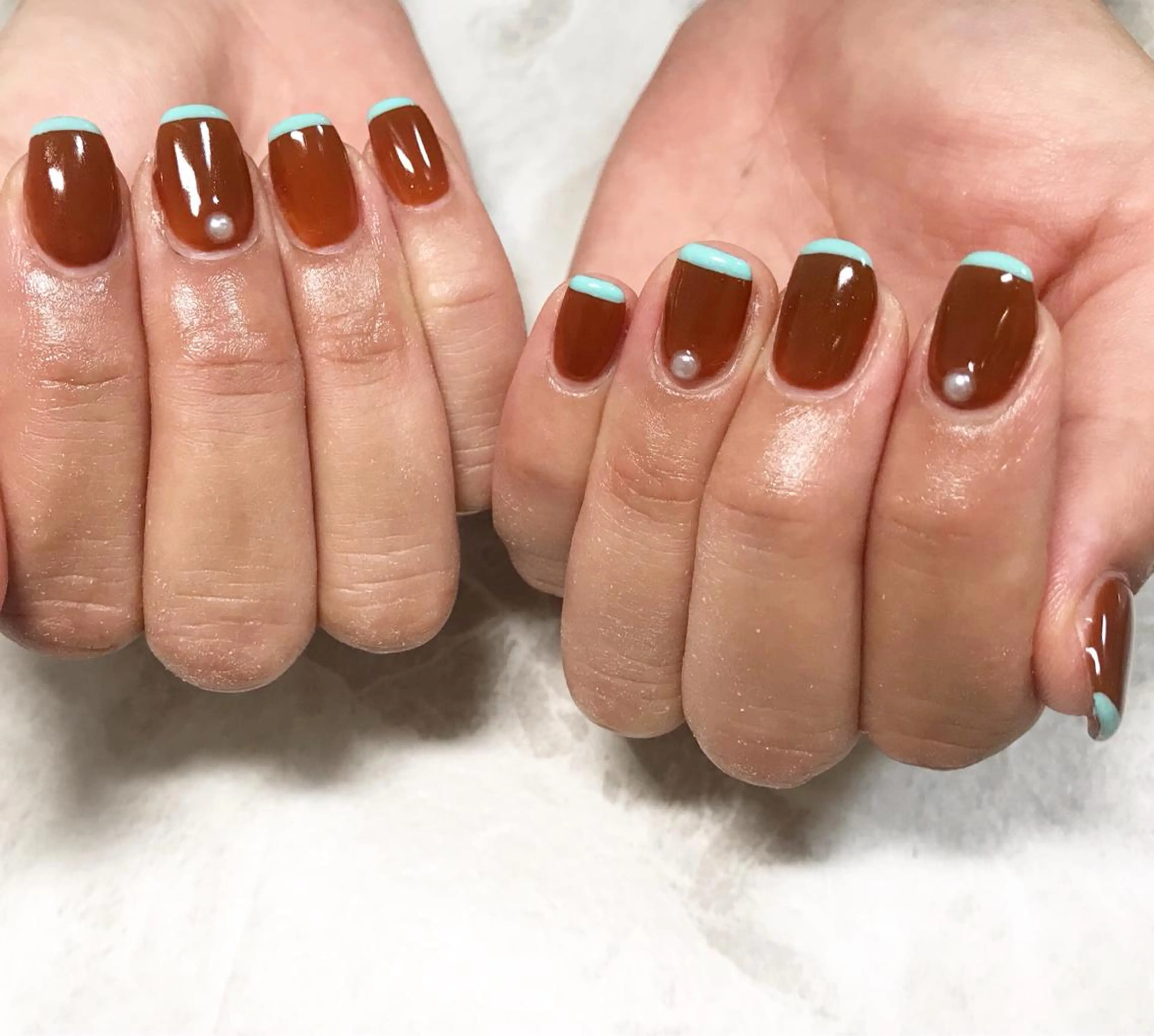 ネイル ブラウン クリアネイル フットネイル ニュアンスネイル シンプルネイル ネイル フフラ所属・nail fufla ♡yamane♡のネイルデザイン