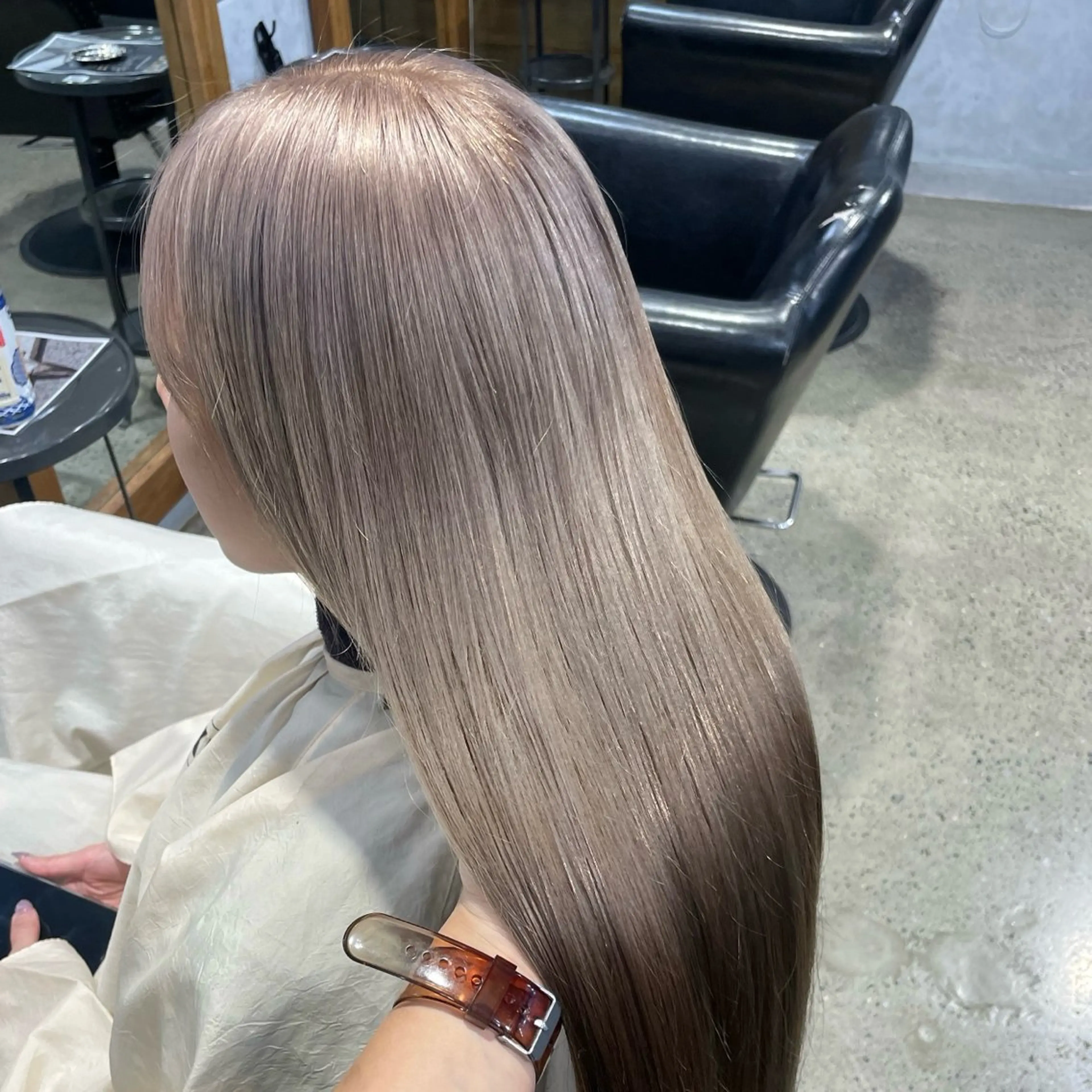 ロング カラー AIRI /XENA渋谷本店のヘアスタイル