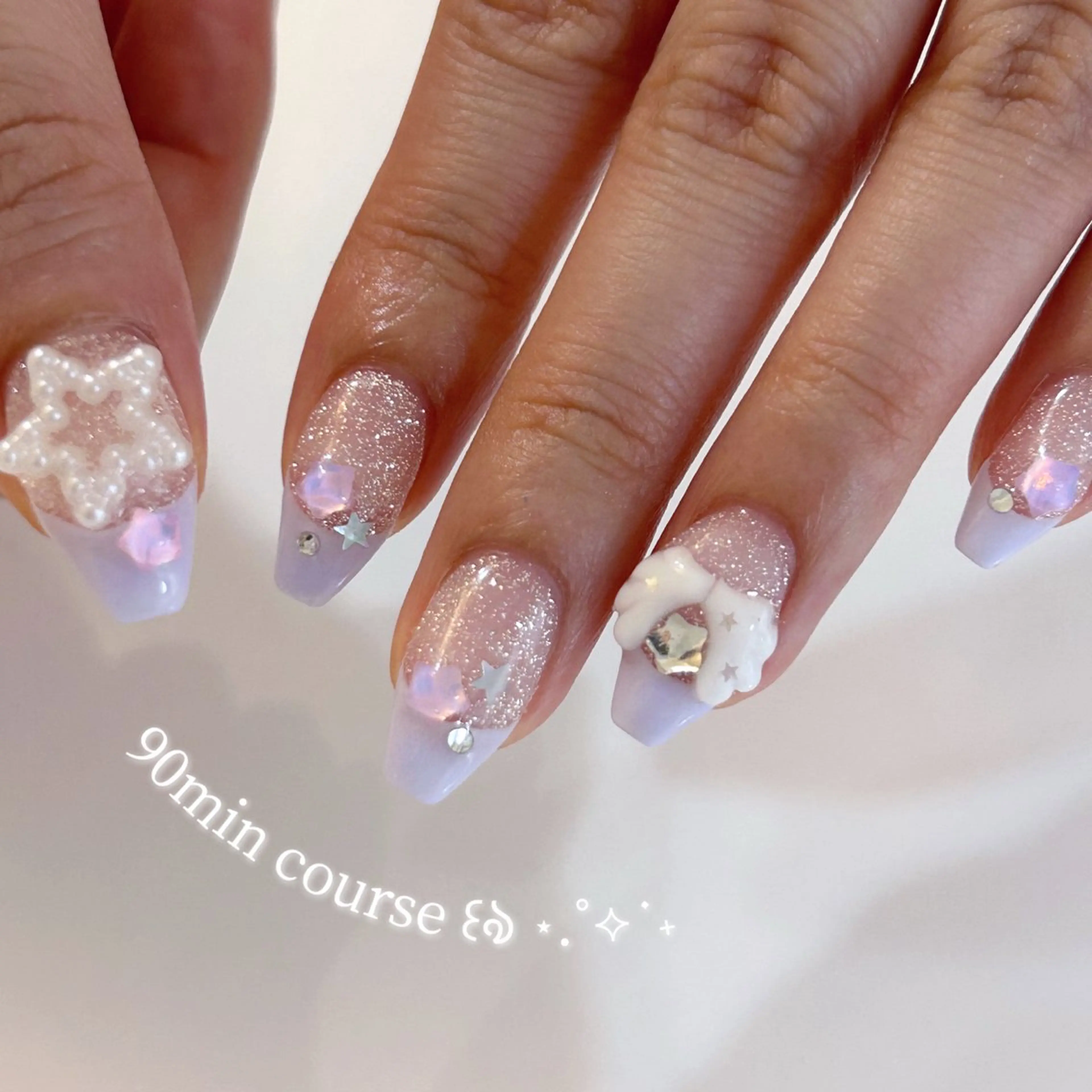 ネイル ハンドネイル ViViA momokaのネイルデザイン