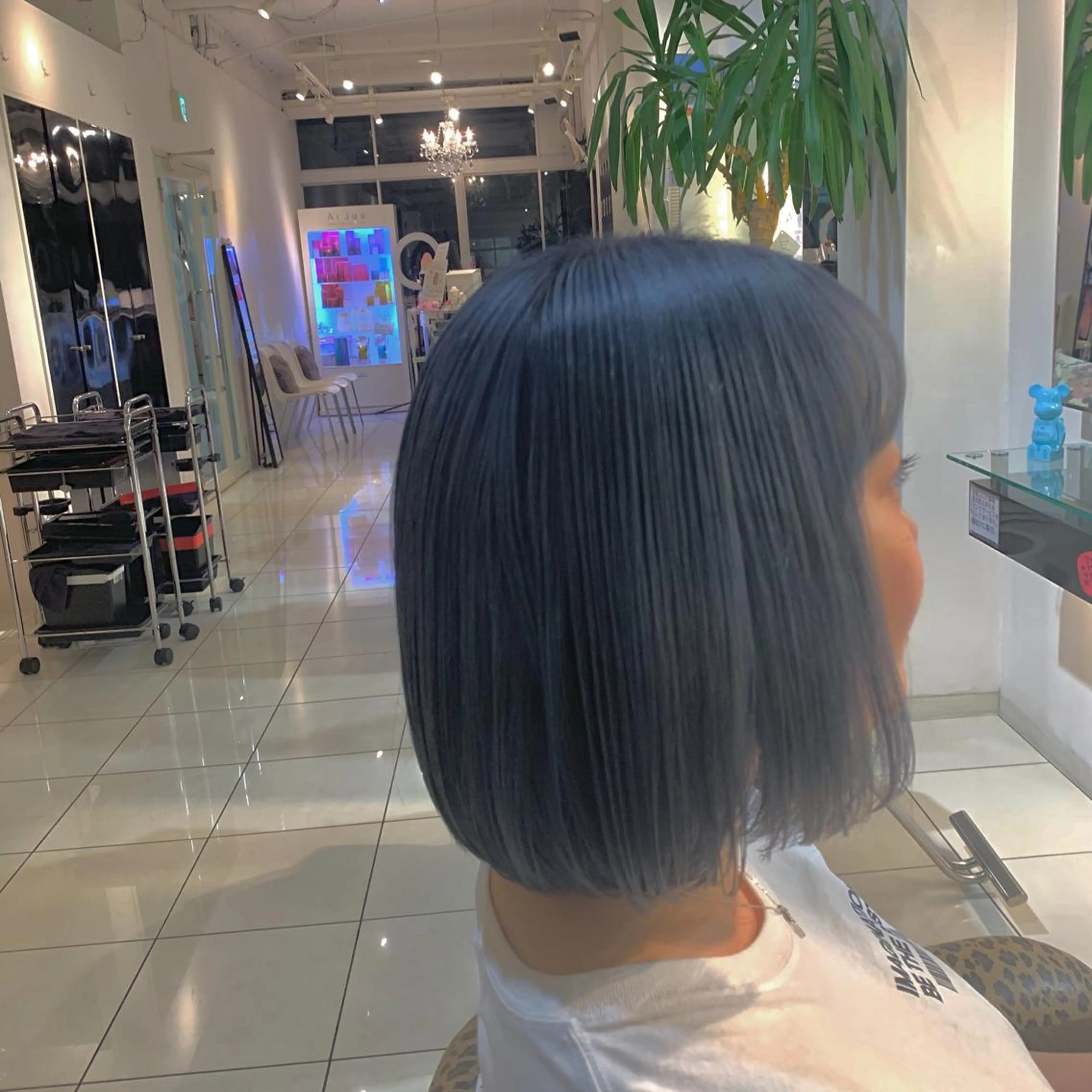 カラー I. NARUSEのヘアスタイル