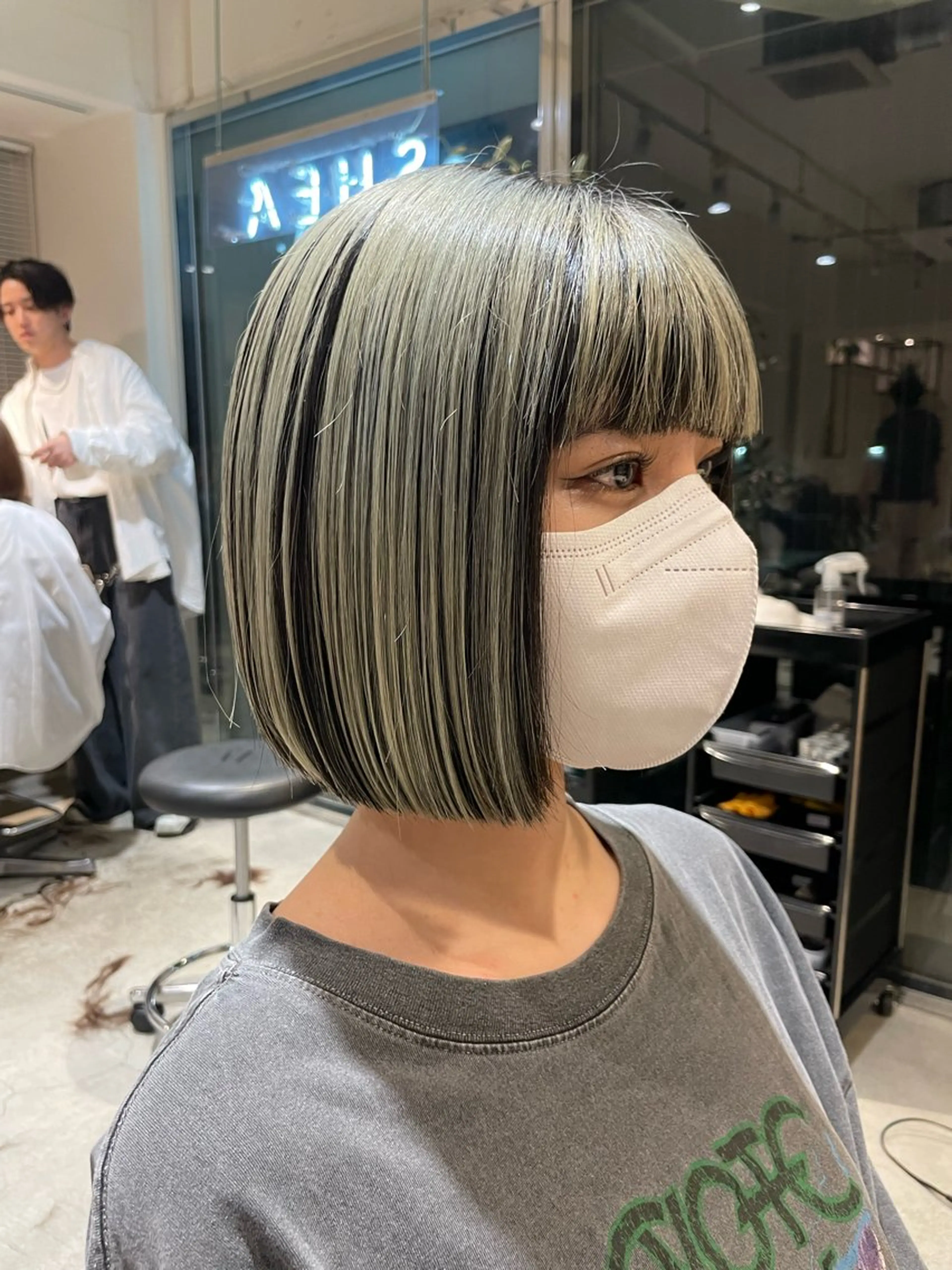 ショート カラー ヘアアレンジ ボブ 顔まわりレイヤー レイヤーカット トリートメント カット トリートメント ヘッドスパ ヘアセット SHEA.学芸大学所属・一箭 恵梧/ロングヘアのヘアスタイル