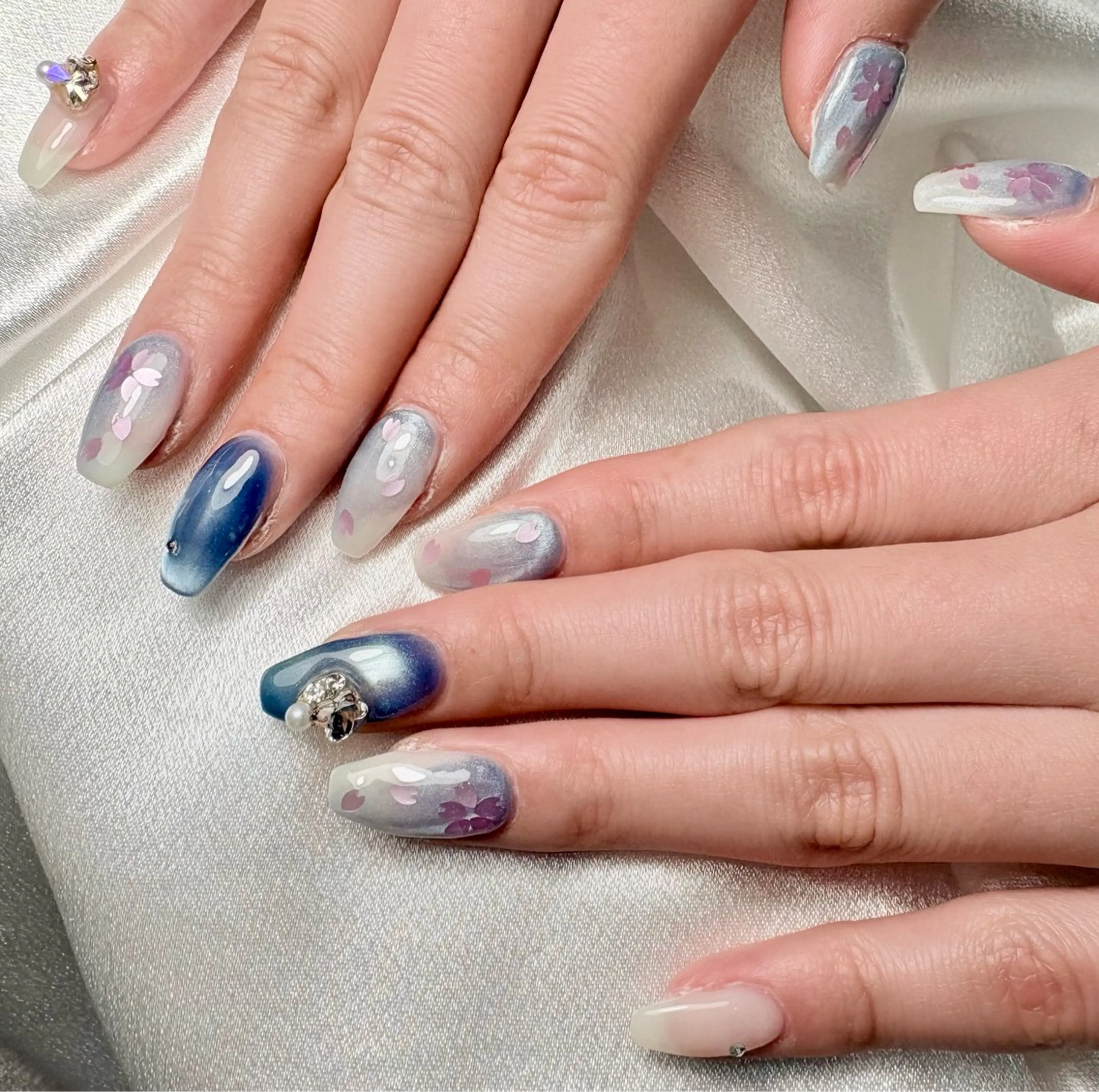 ネイル ハンドネイル 山科駅徒歩3分❣️ 代表　紗恵子のネイルデザイン