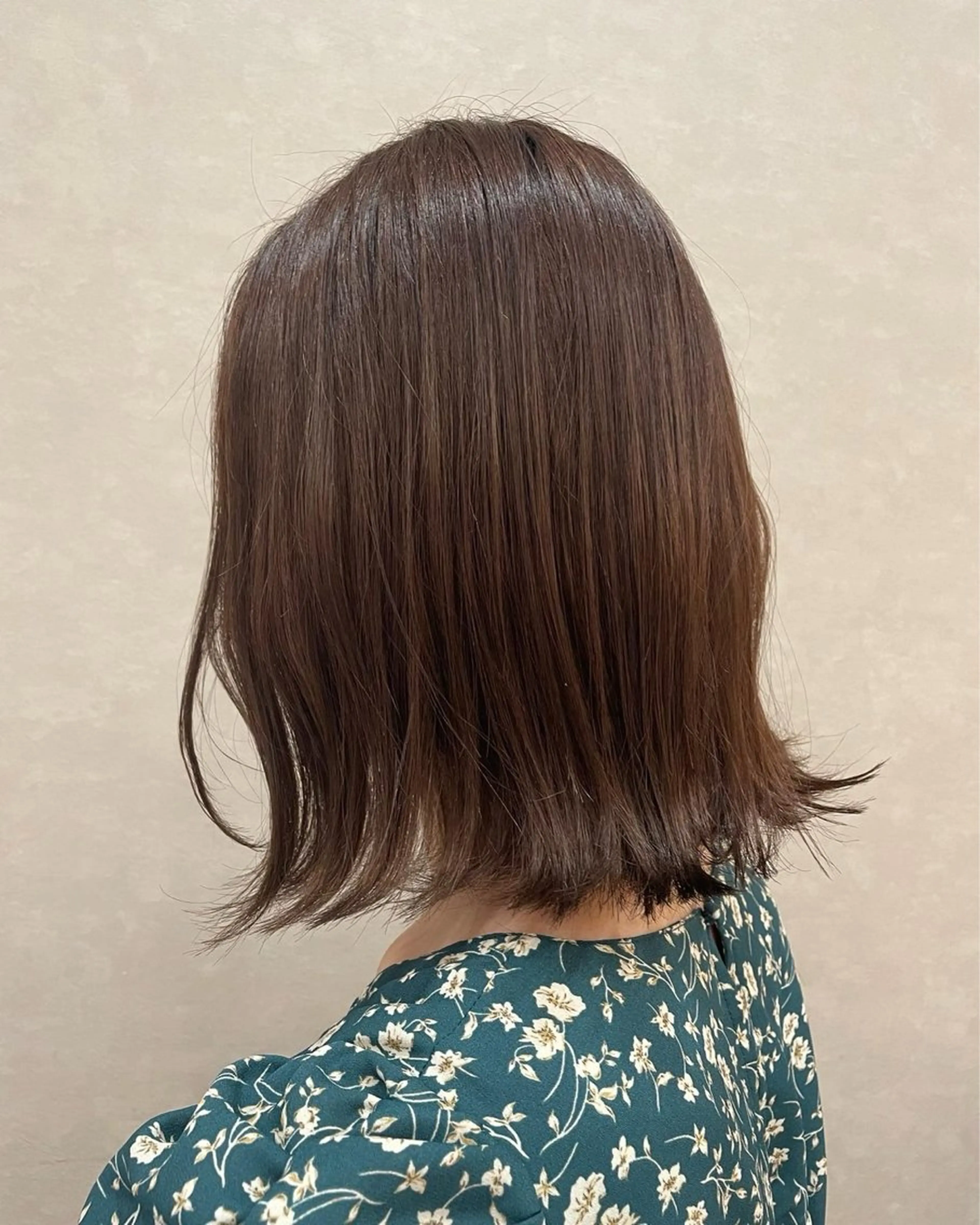 ミディアム 金子 彩心のヘアスタイル