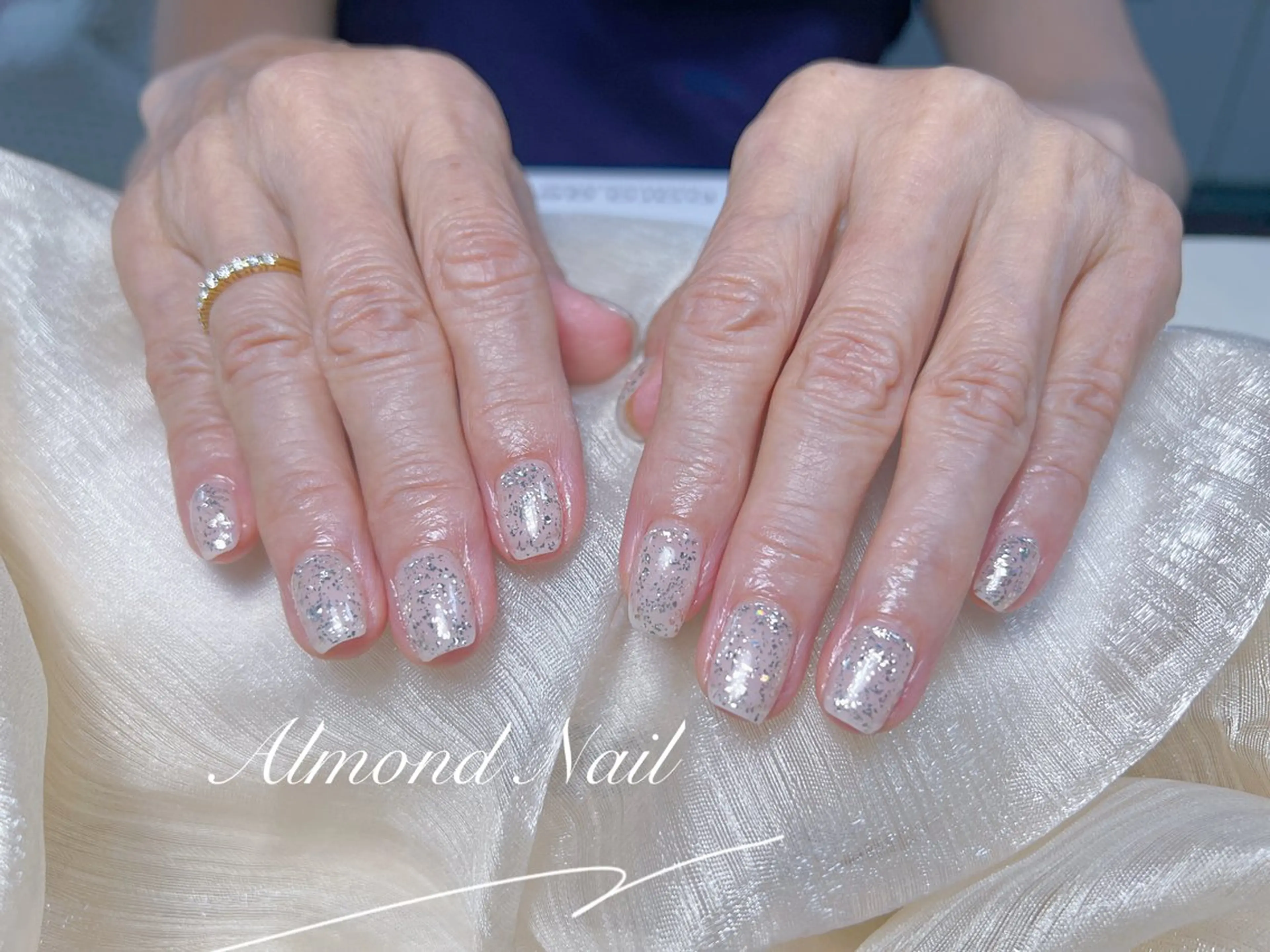 ネイル ハンドネイル Almond Nail 亀戸のネイルデザイン