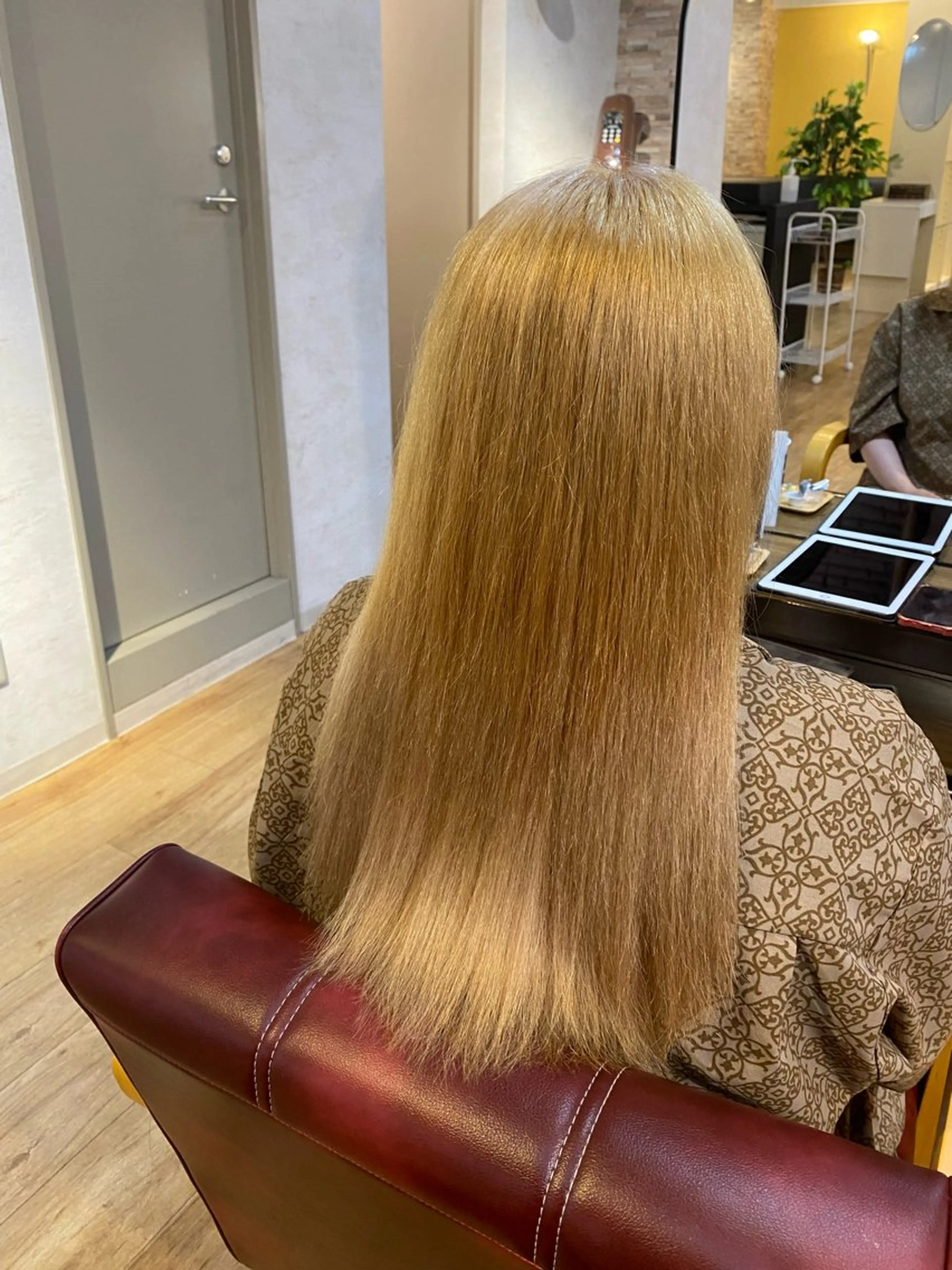 ☆業界トレンド☆【美髪チャージ】酸性ストレート＋TRorヘッドスパ♪上大岡¥22,000の写真