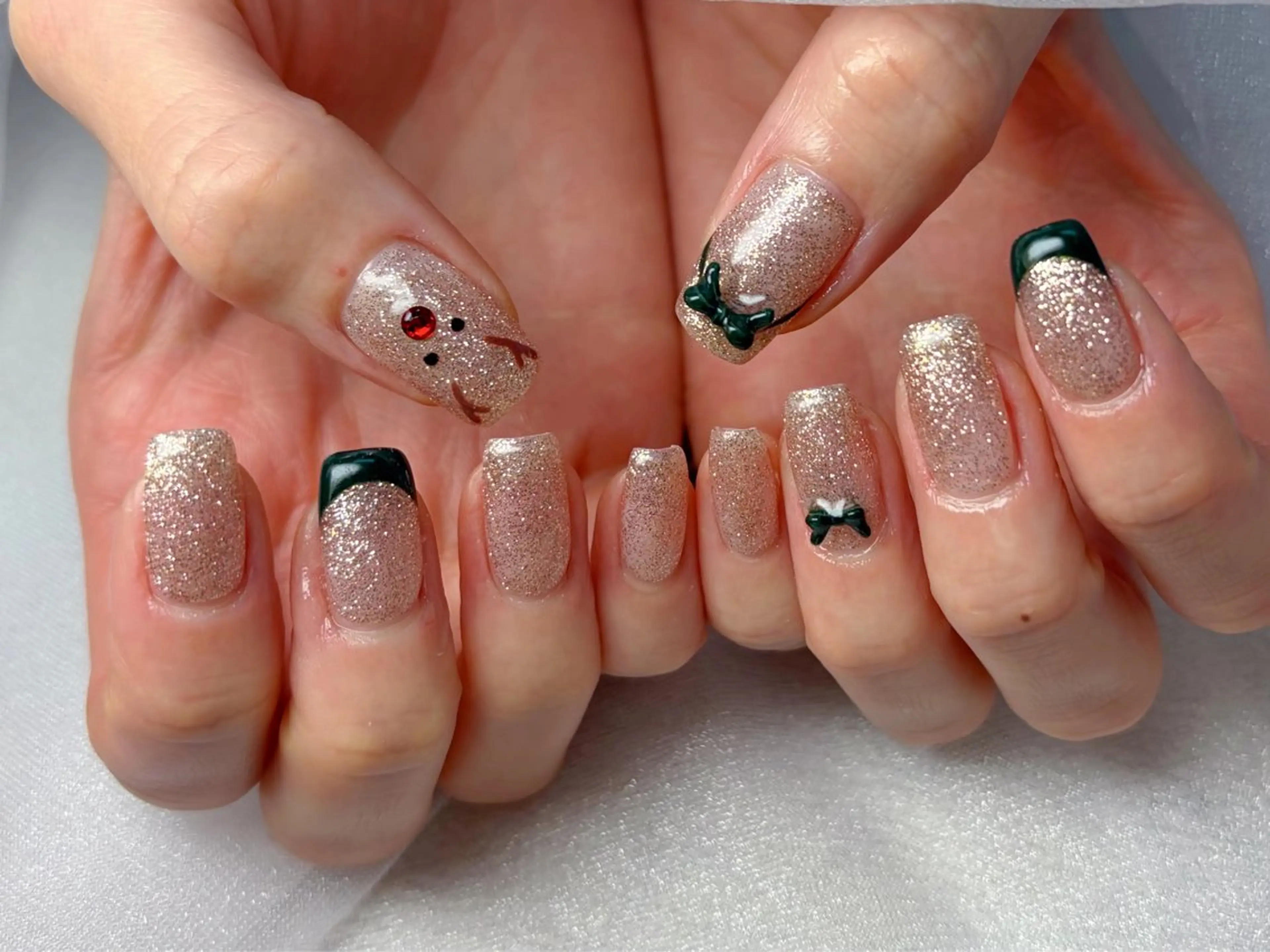 ネイル アートネイル Queennail 北堀江Yumiのネイルデザイン