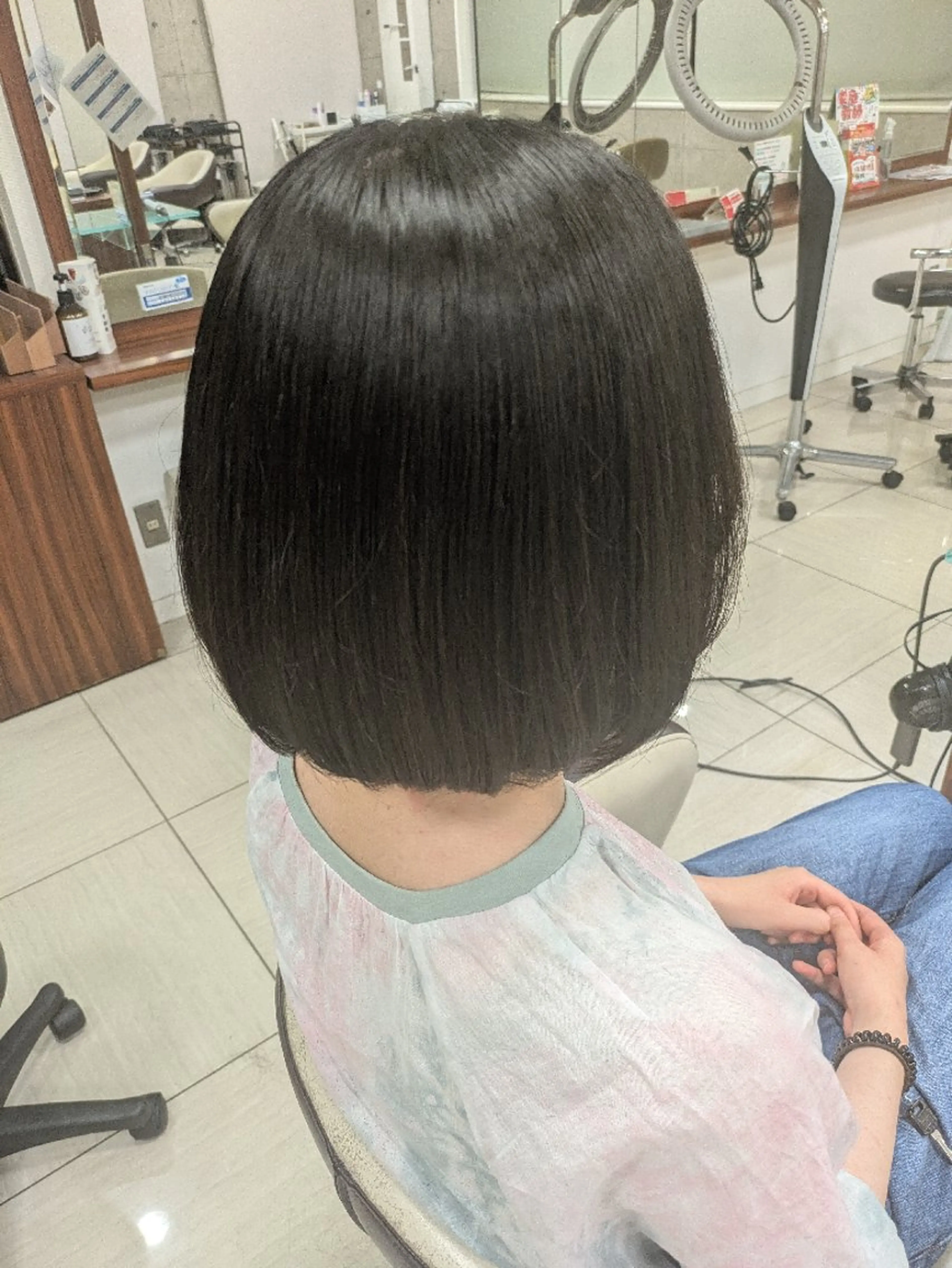 ショート カット 小林 凜のヘアスタイル