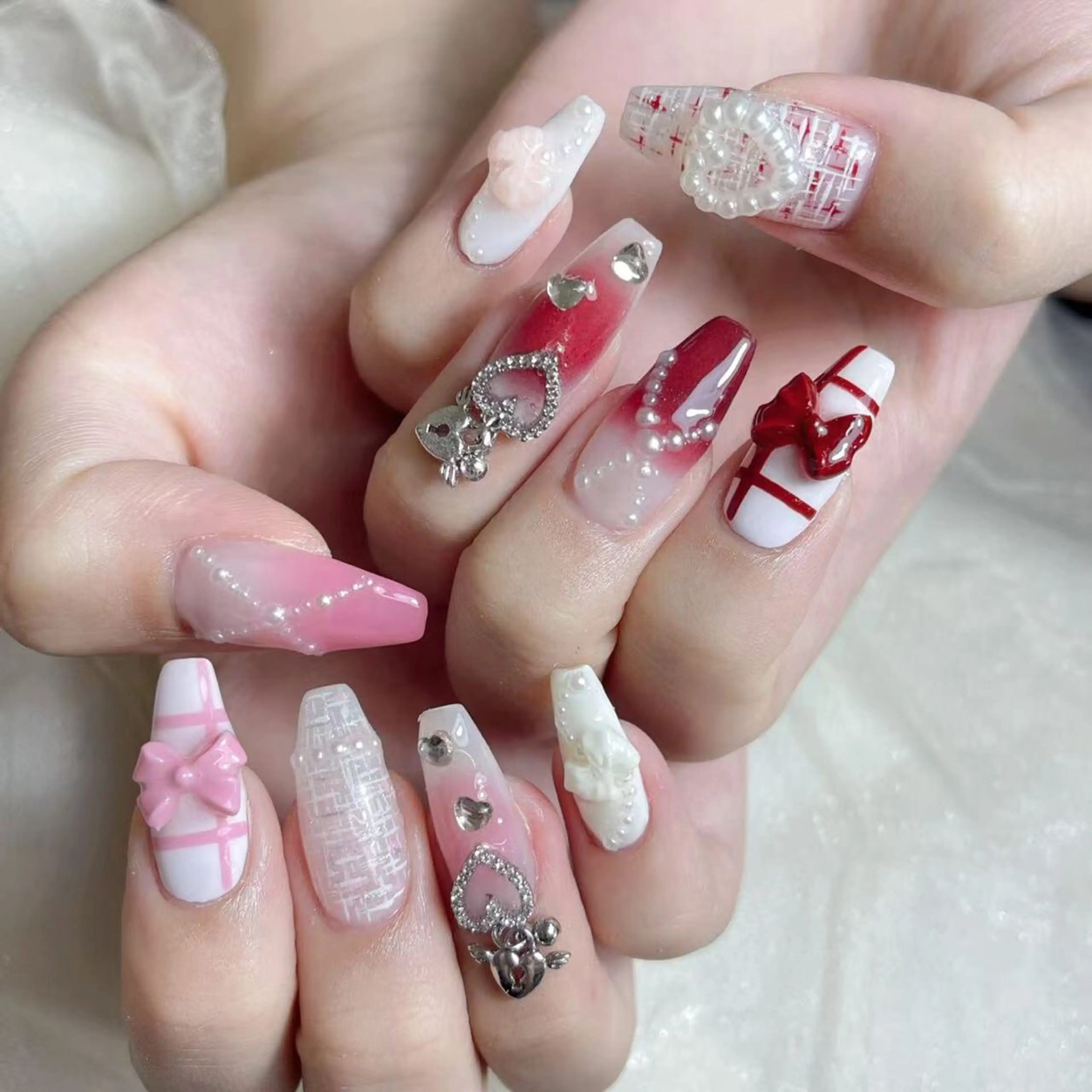 ネイル ハンドネイル Queens ゲンのネイルデザイン