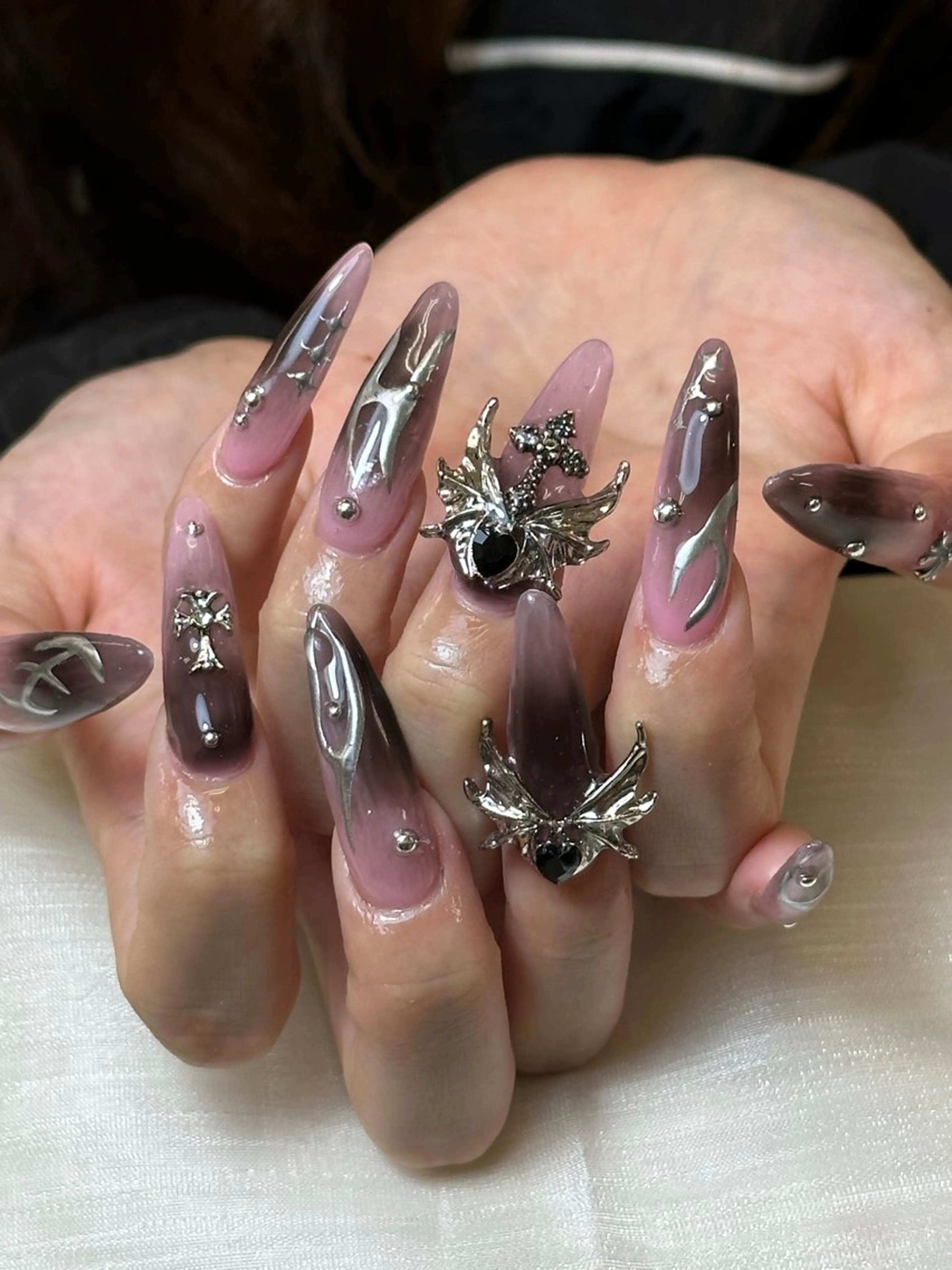 ネイル ハンドネイル ハンドケア Anh Nail 歌舞伎町のネイルデザイン