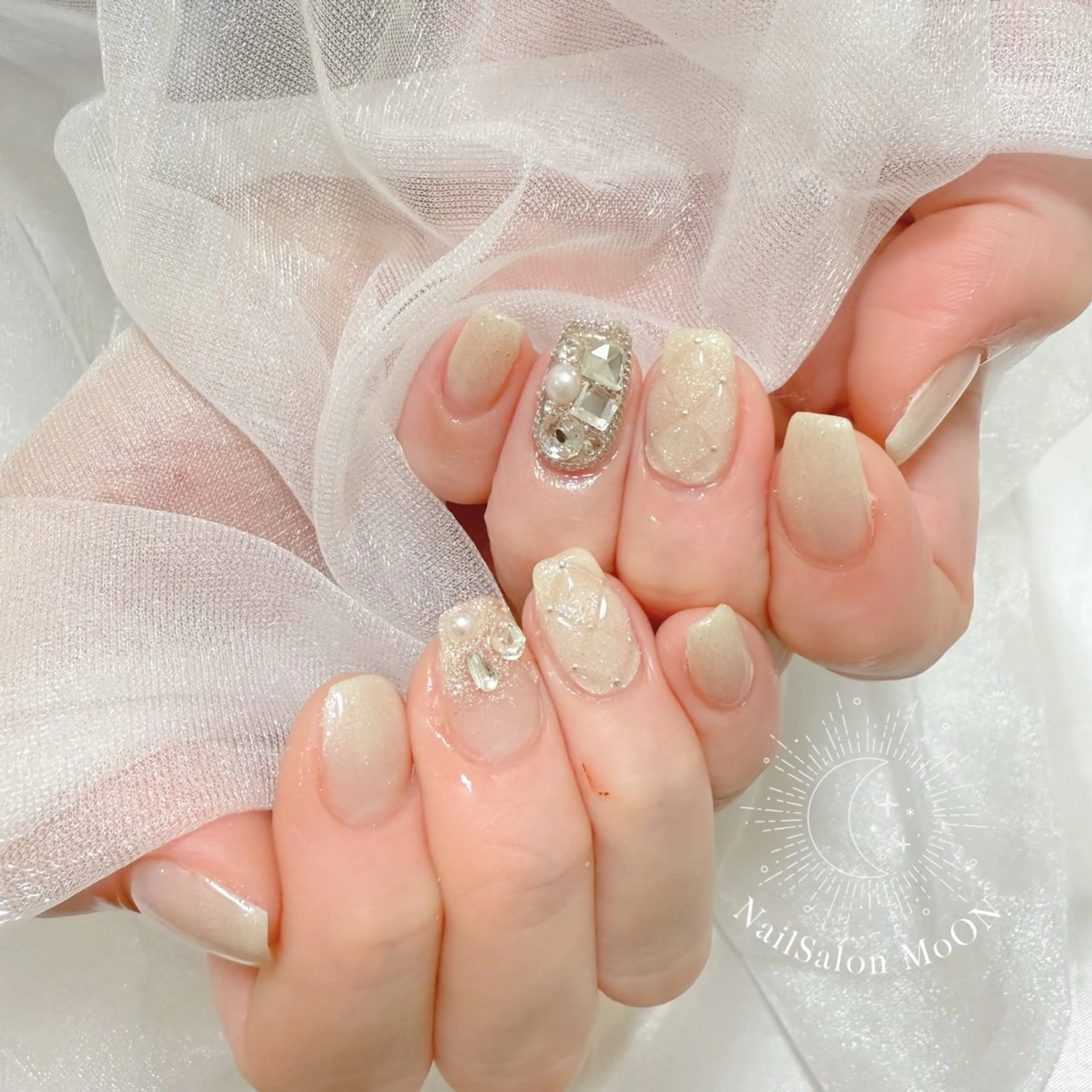 ネイル ハンドネイル ハンドケア MoON...❤︎ MeGuのネイルデザイン