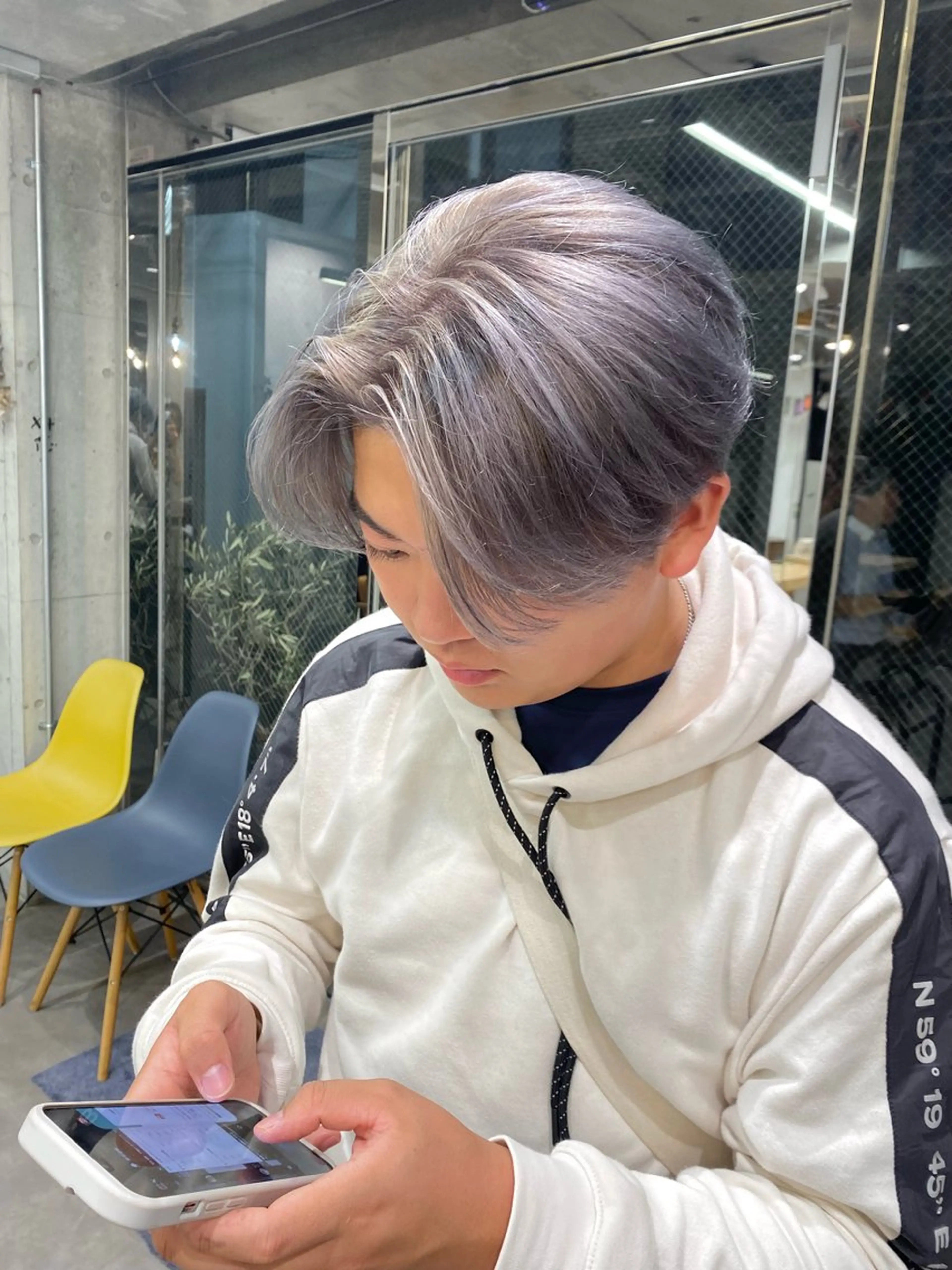 ショート カラー ヘアカラー トリートメント kaho🧸 / 大人styleのヘアスタイル