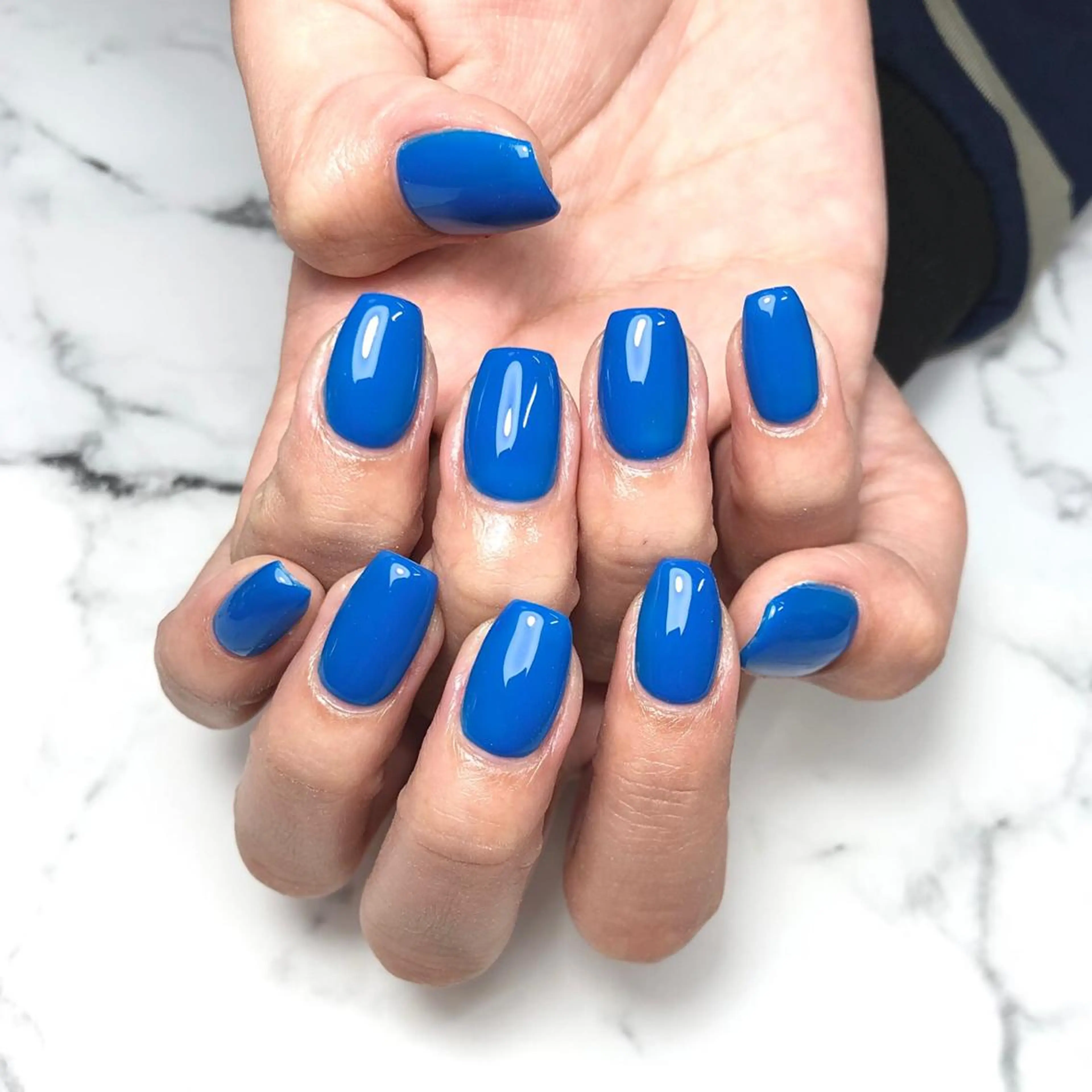 ネイル アートネイル ブルー マグネットネイル ミラーネイル 持ち込み ハンドネイル NAIL NOWのネイルデザイン