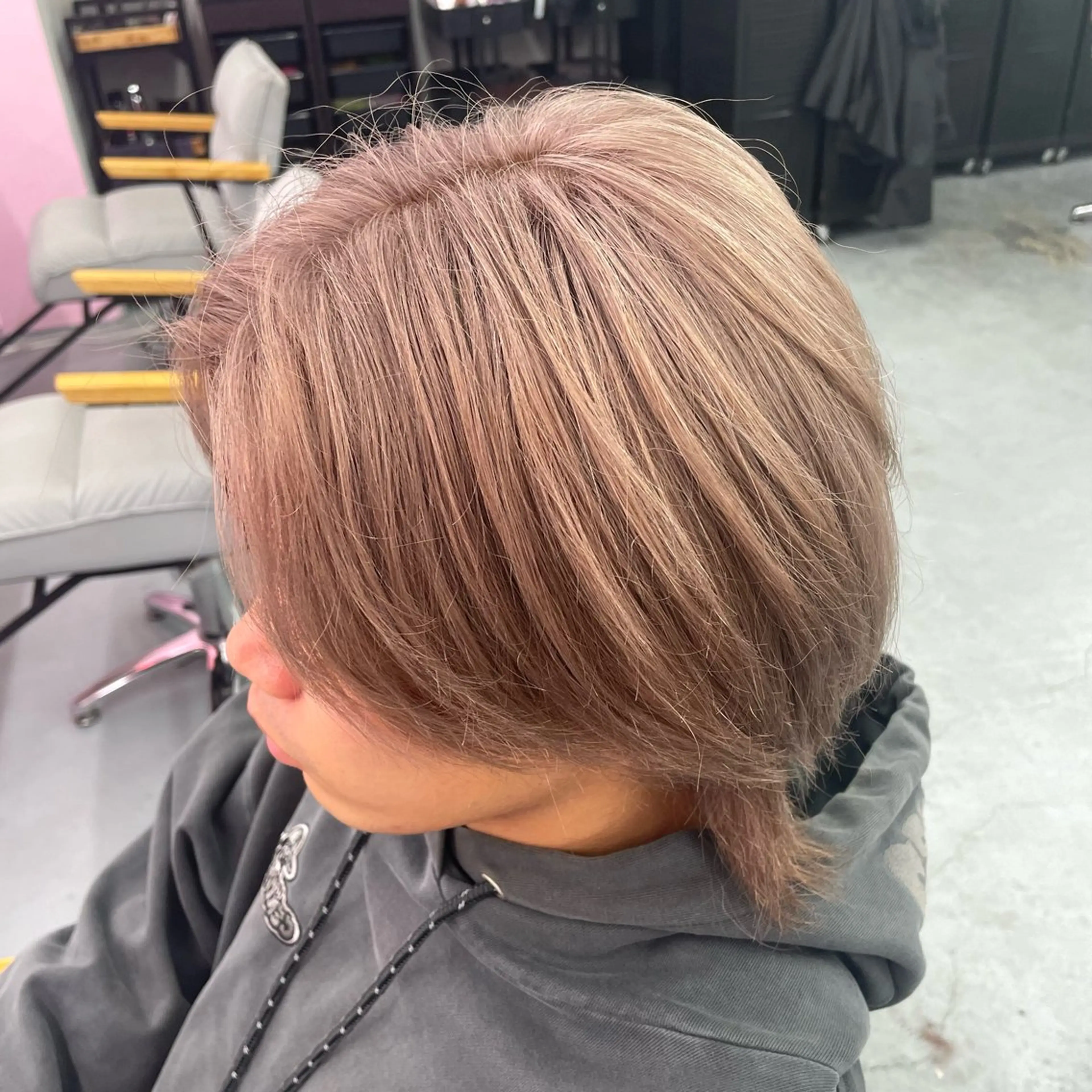 カラー メンズ メンズブリーチ ベージュカラー ブリーチ ミルクティーベージュ メンズ特化/パーマ/ ブリーチ/福島 千颯のヘアスタイル