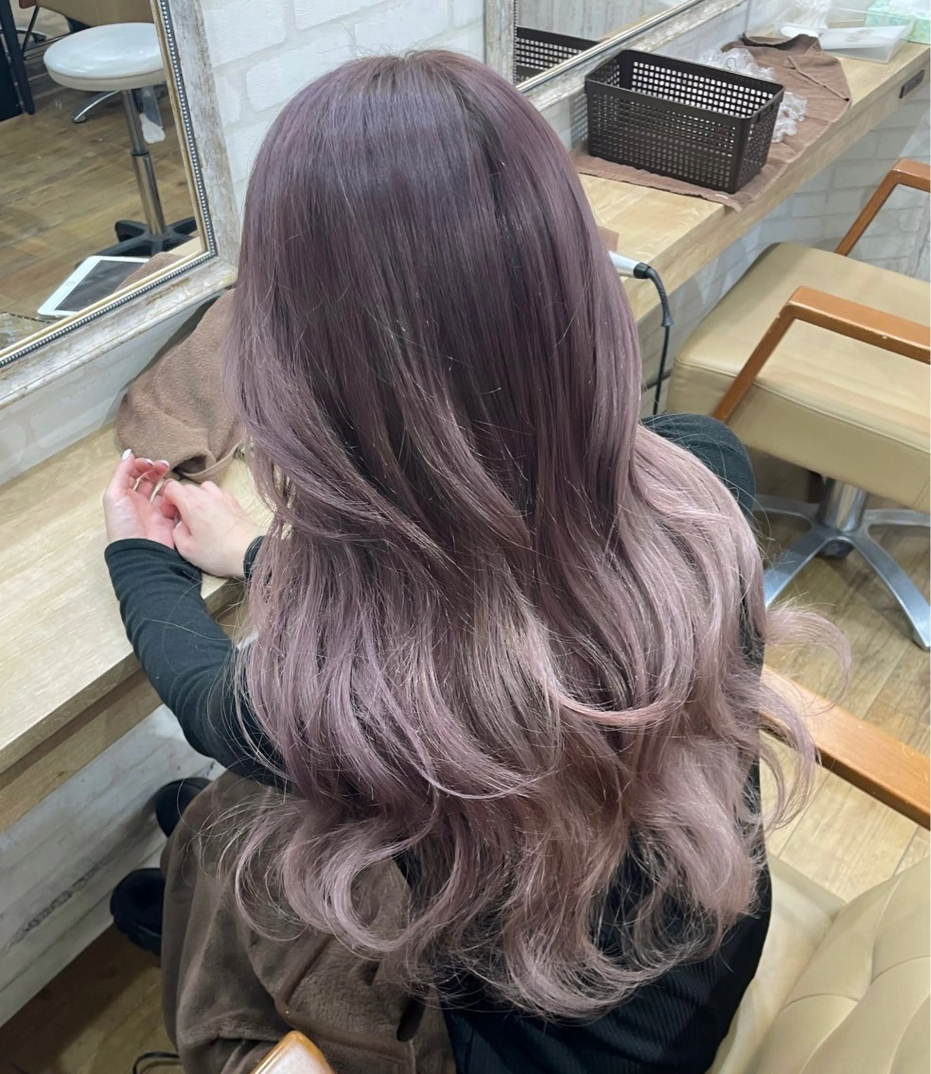 ♥️ブリーチ+カラー+最高級シールエクステ(50cm)×40本♥️の写真