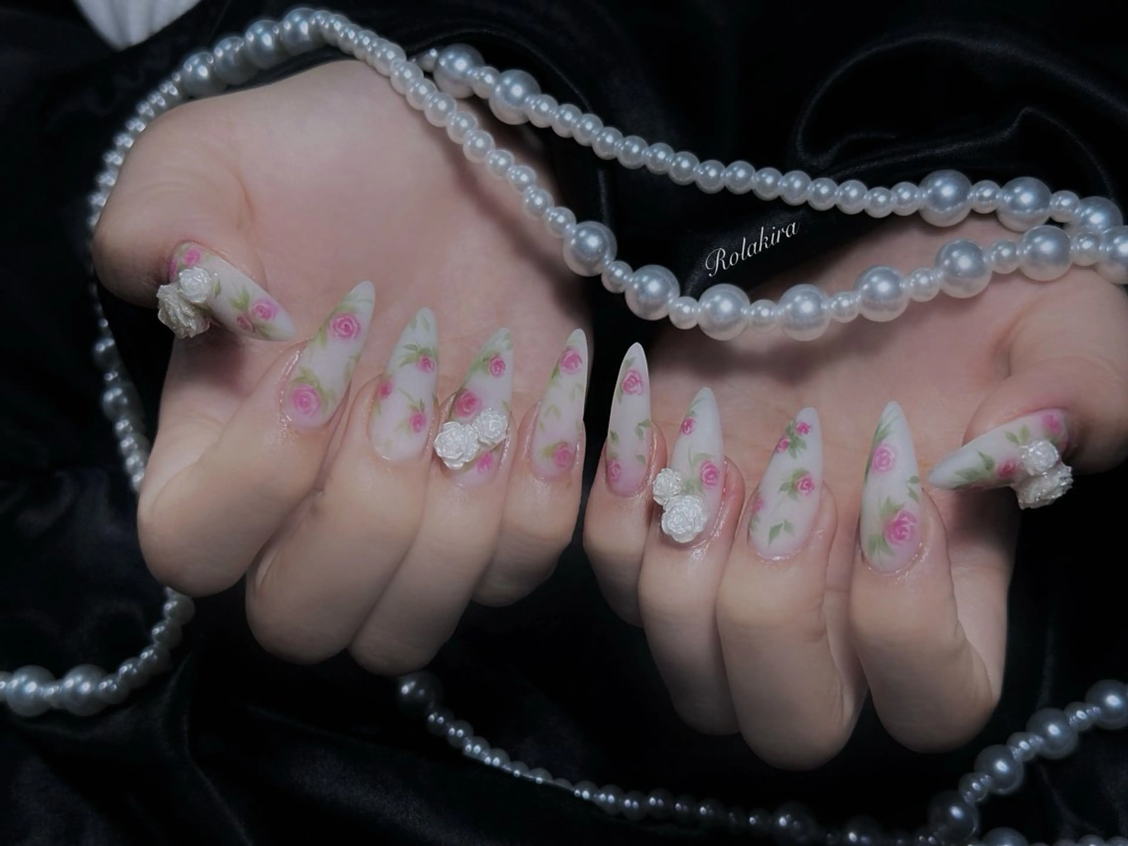 ネイル チークネイル 長さ出し フレンチネイル ジェルネイル 韓国ネイル ハンドネイル Rola kira 麗のネイルデザイン