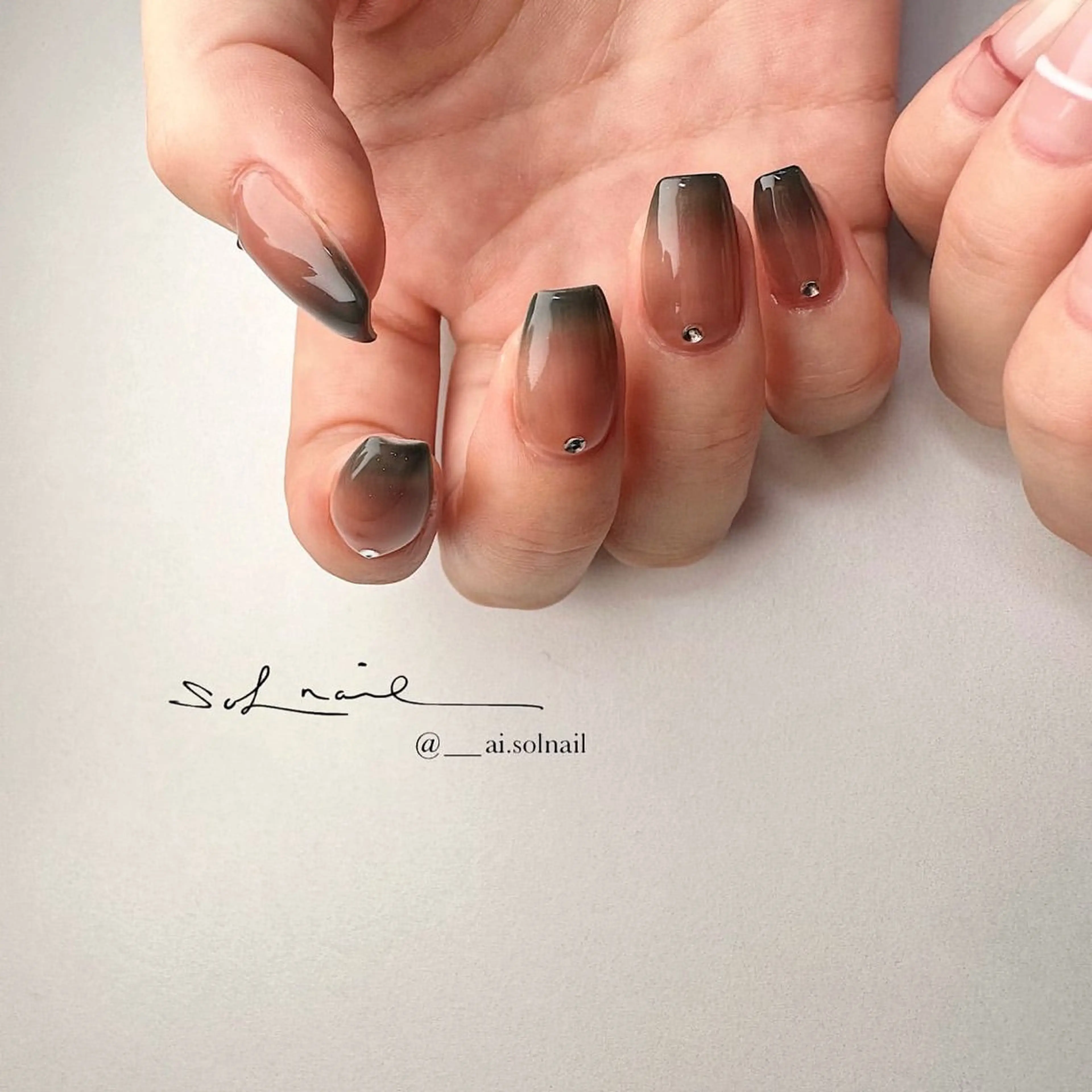 ネイル 🍃伏見 / soL nail / aiのネイルデザイン