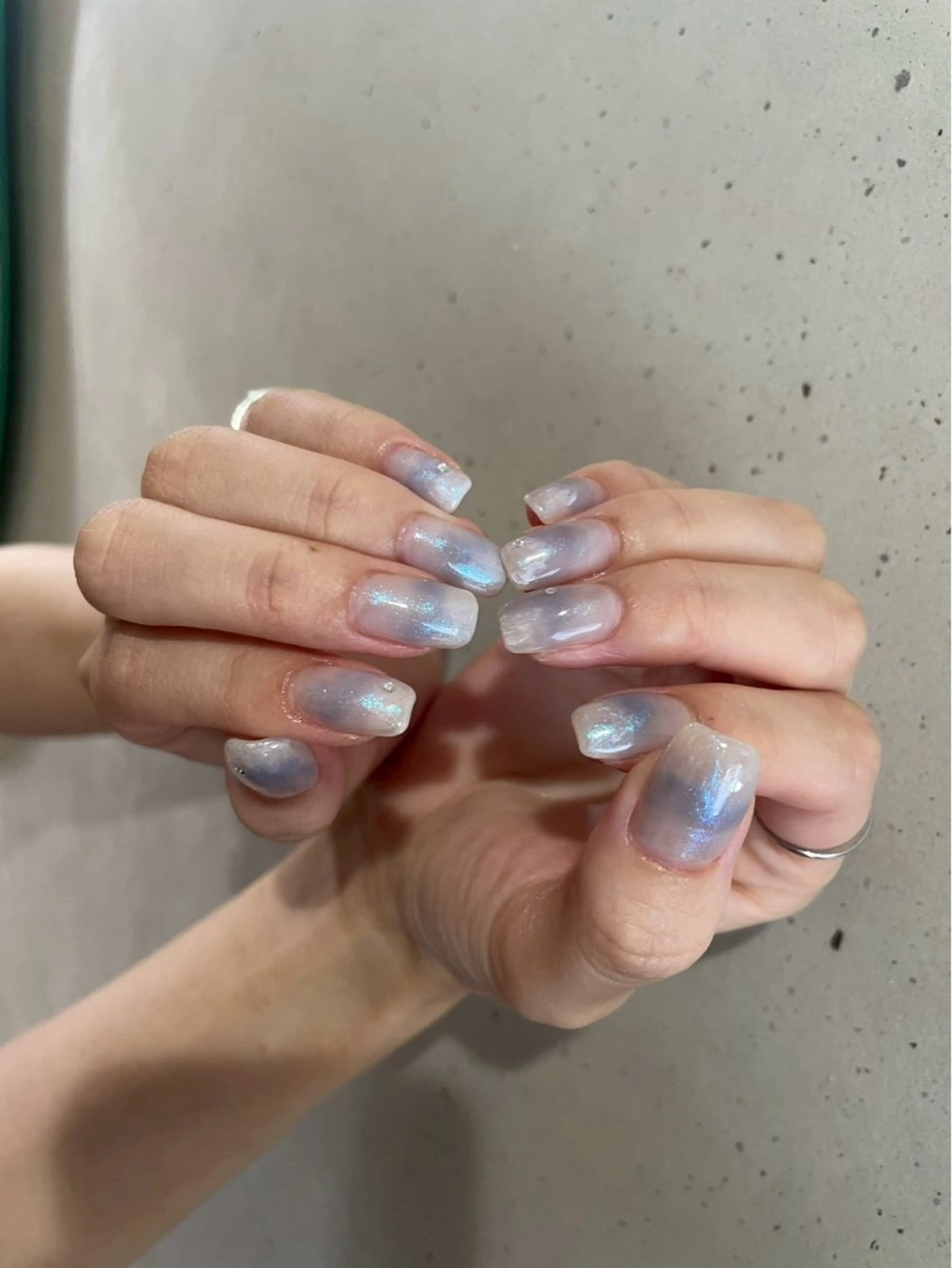 ネイル nicole nail所属・石 彩夏のネイルデザイン