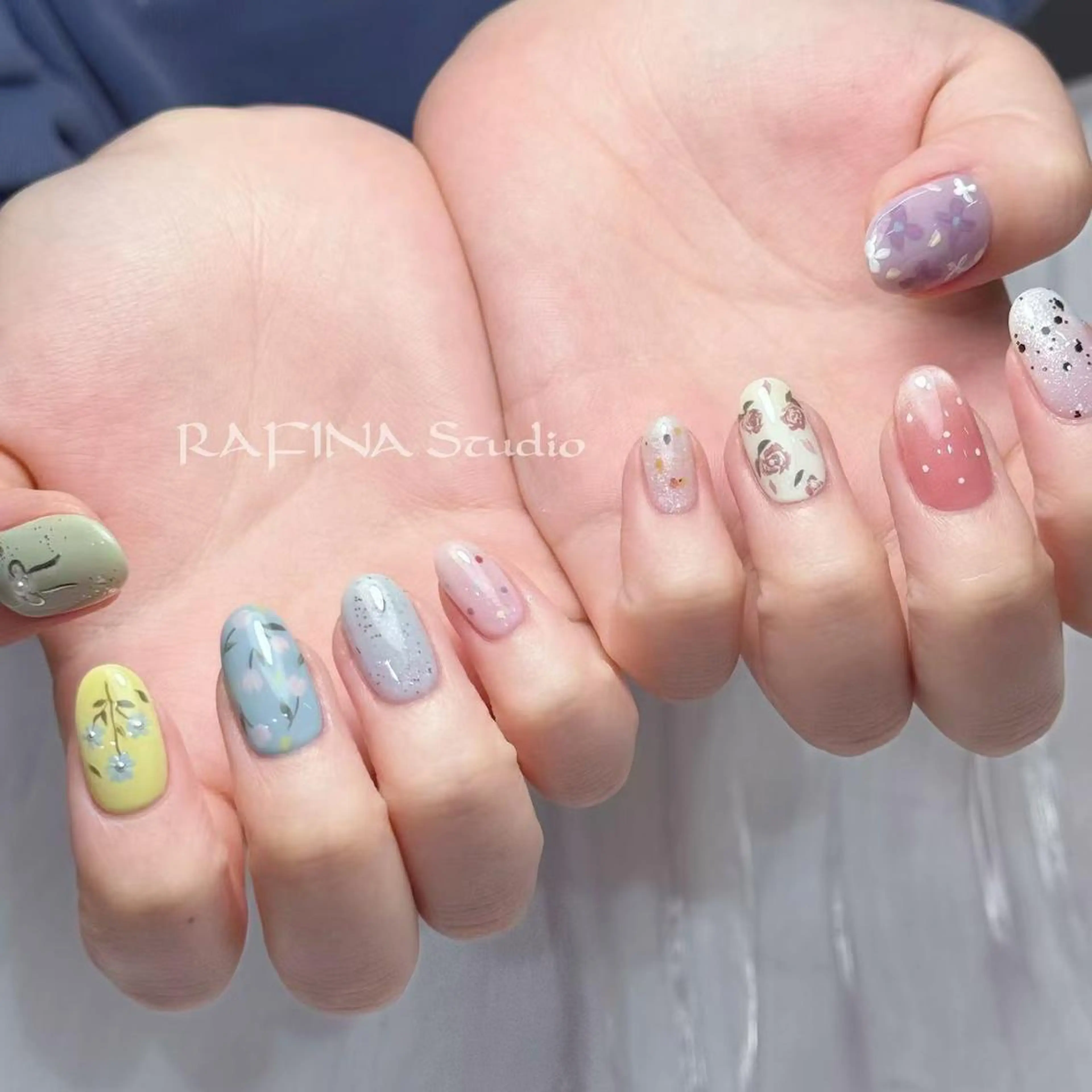 ネイル 桃香 Minaのネイルデザイン