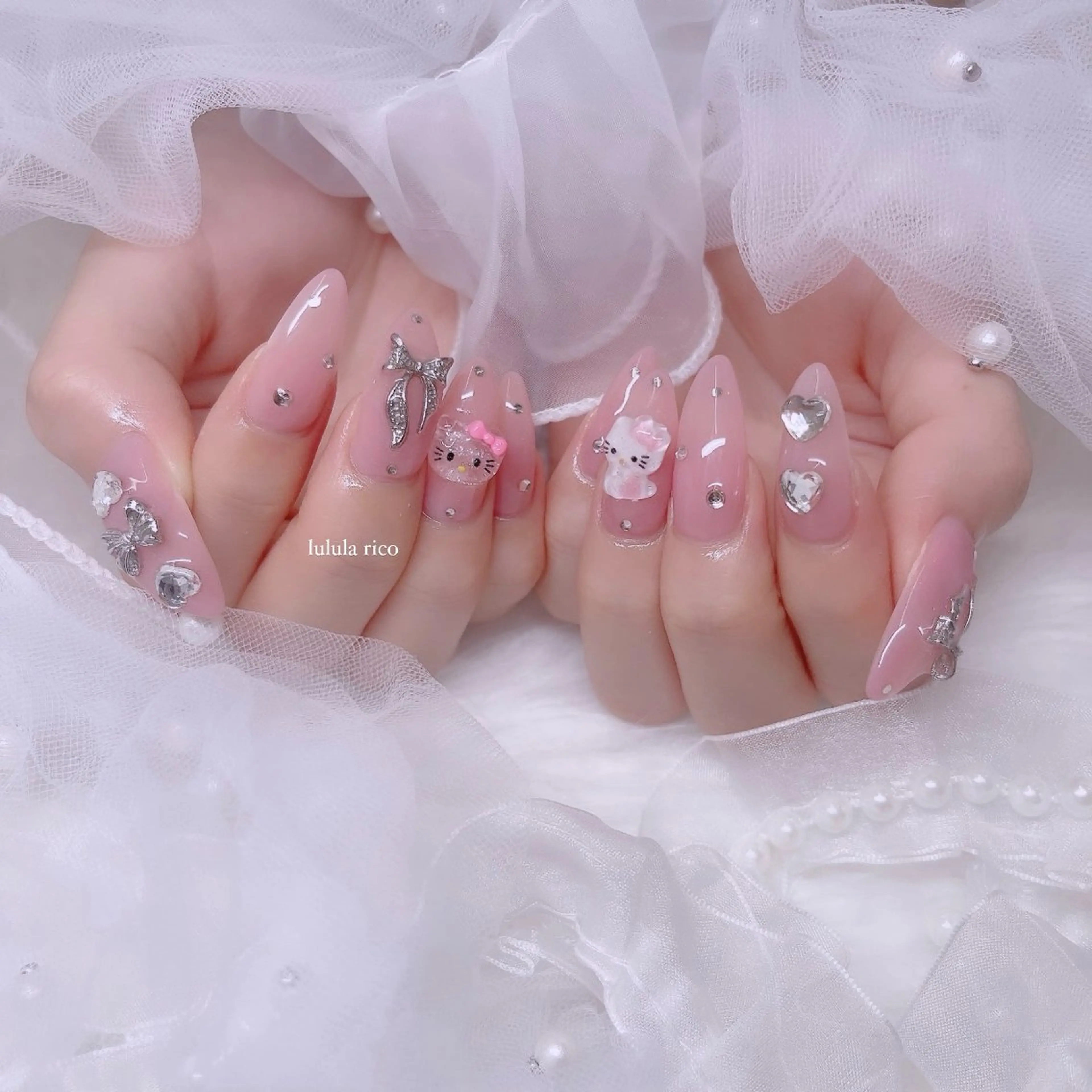 ネイル フレンチネイル ガーリー 韓国ネイル ワンホンネイル lulula ricoのエステ・リラクイメージ