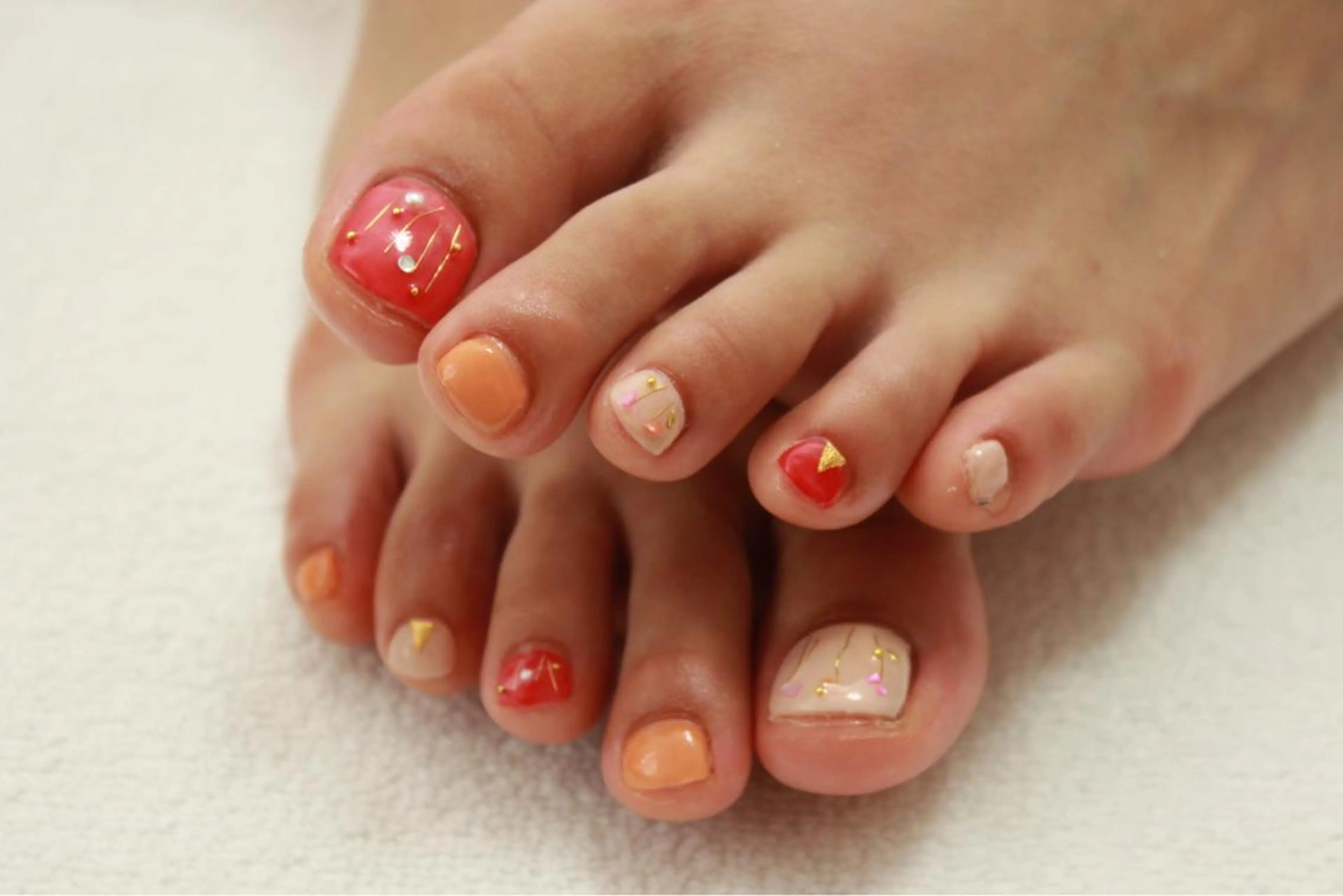 《新規》オフ無料持ち込みシンプルデザインネイル💅🏼の写真