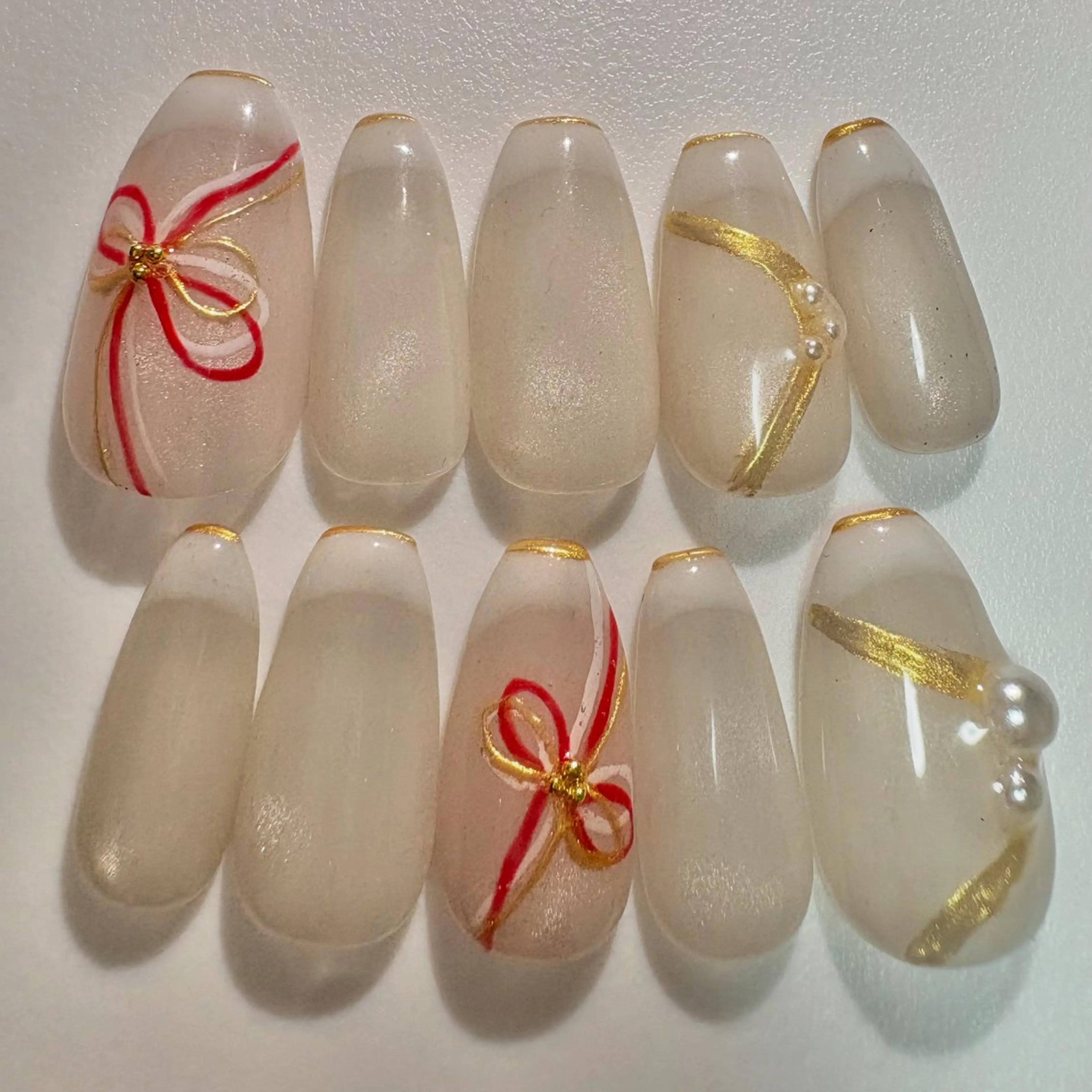 ネイル 成人式 フレンチネイル ジェルネイル マグネットネイル シンプルネイル Total Beauty Salon Charlme所属・【早朝・深夜🉑】 Charlmeのネイルデザイン