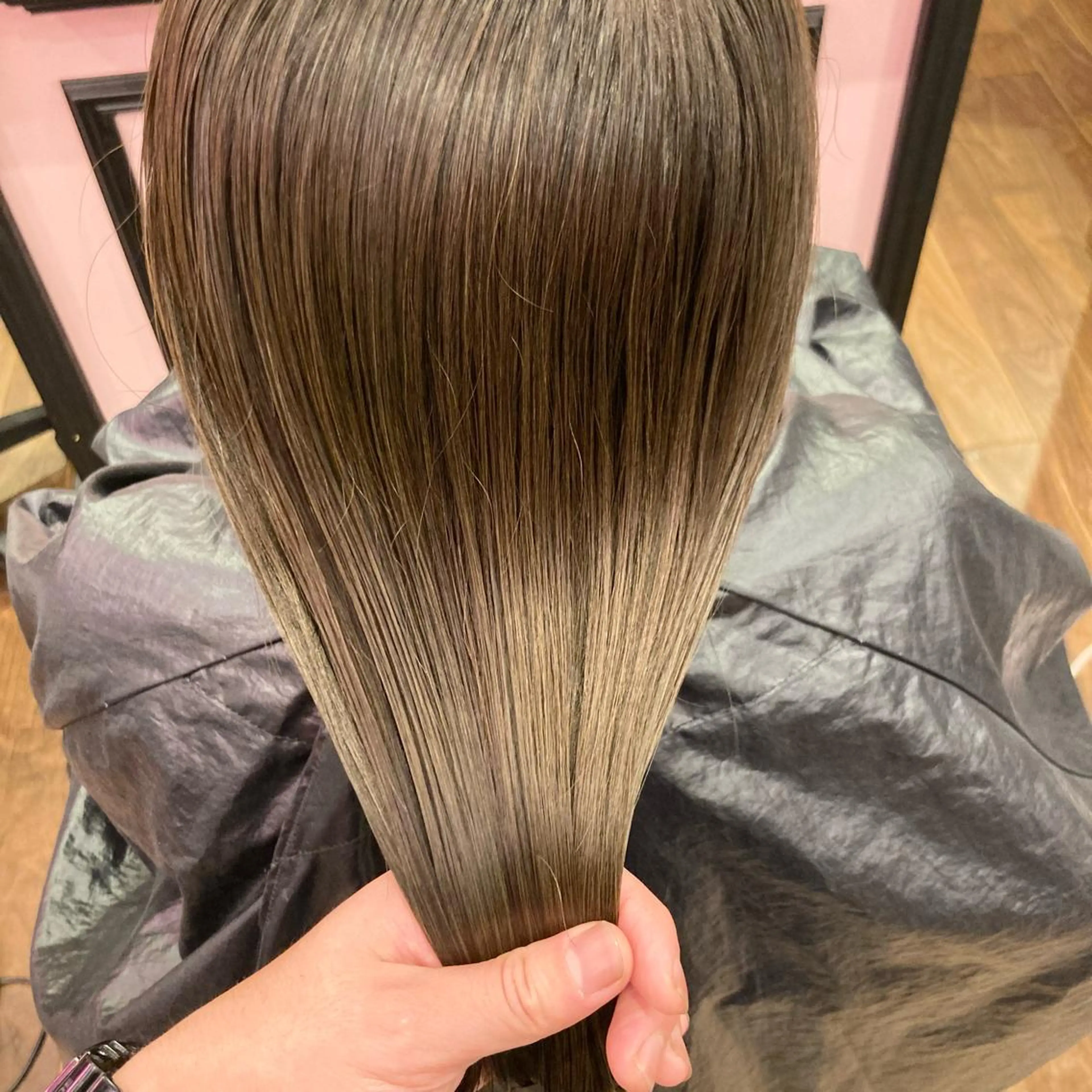 ロング パーマ 髪質改善 縮毛矯正 カット ヘアカラー トリートメント ✨髪質改善縮毛矯正✨ 宇田川修平のエステ・リラクイメージ