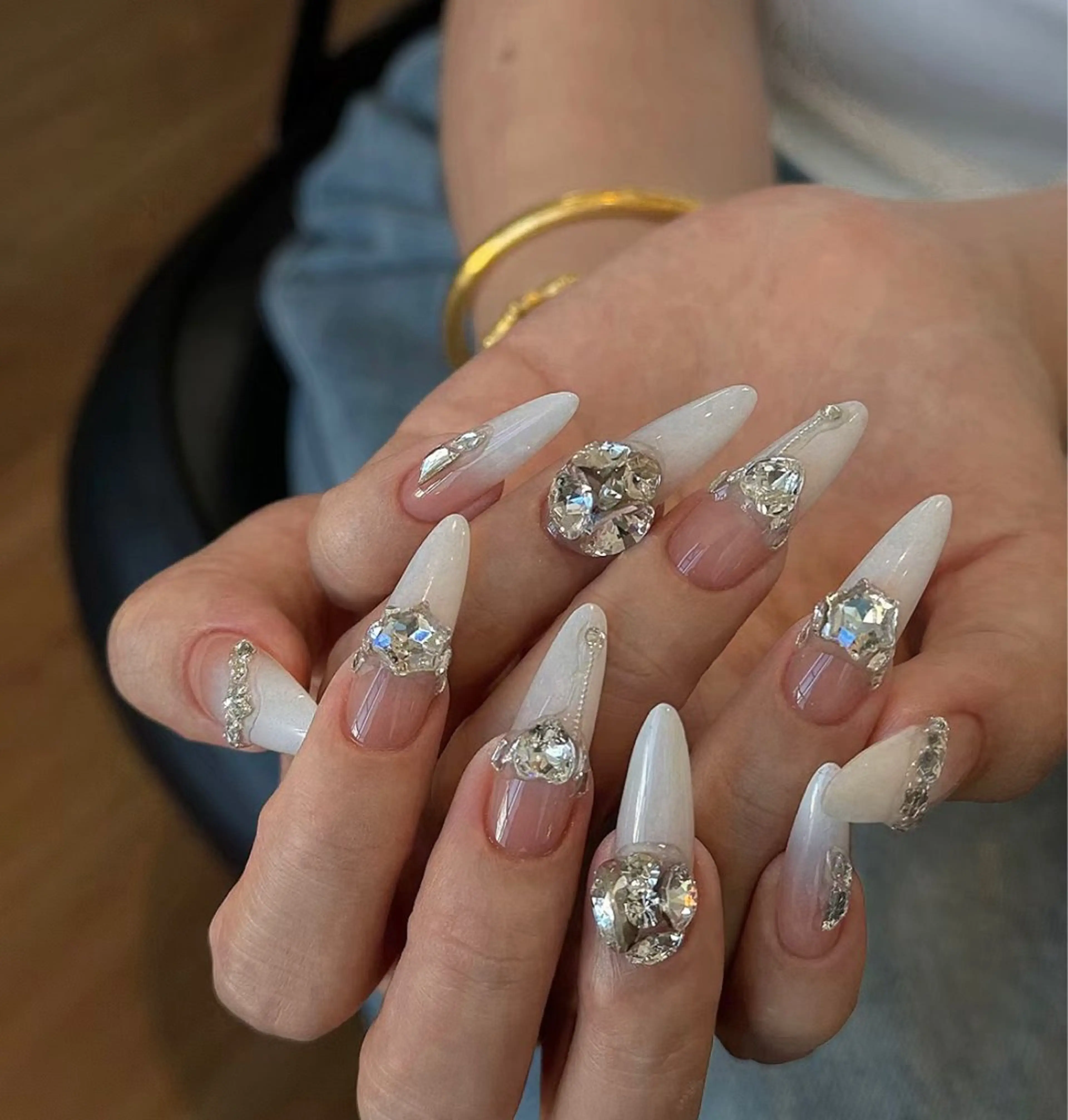ネイル ハンドネイル ハンドケア 🍑 momo_nailのネイルデザイン