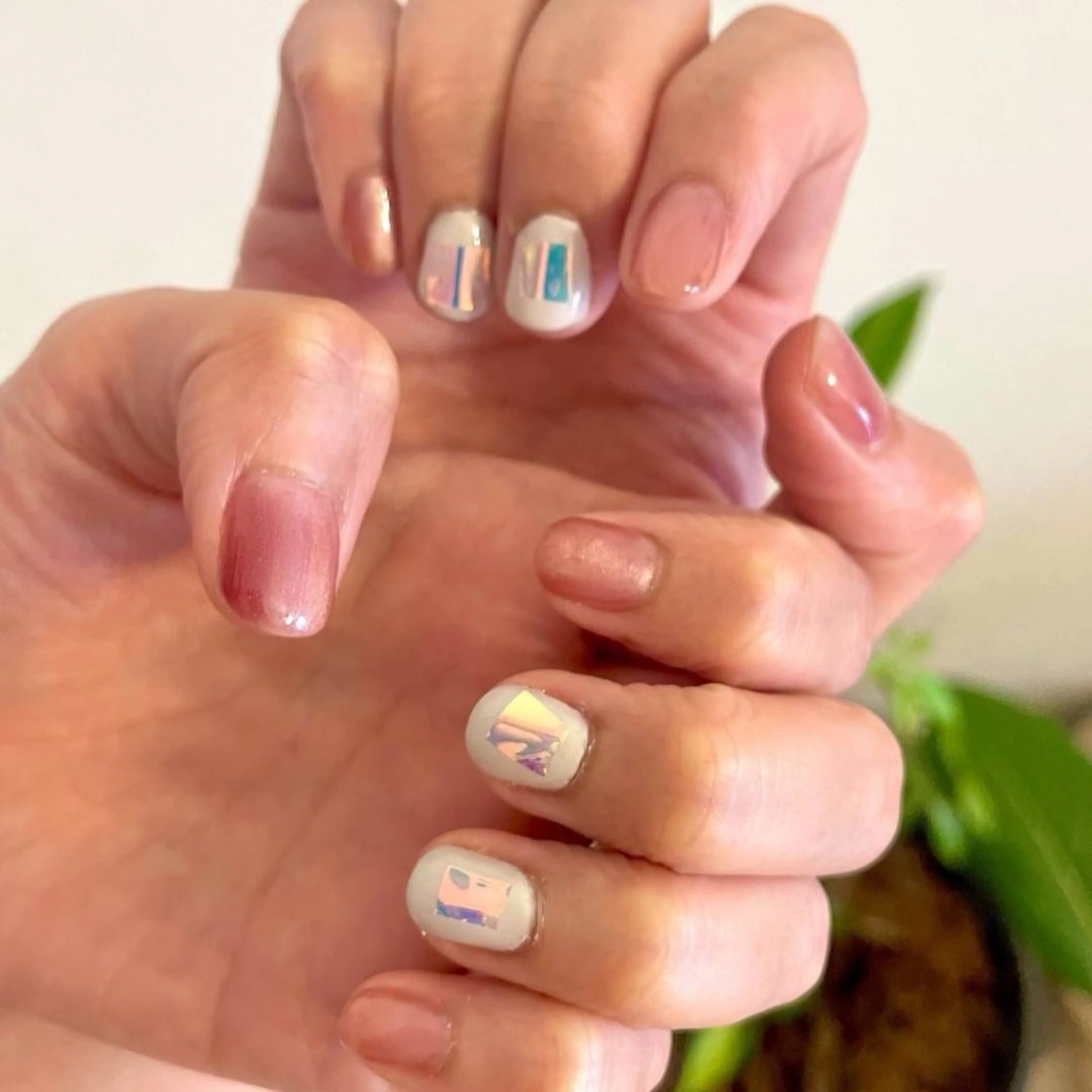 ネイル アートネイル オーロラネイル フラワーネイル フットネイル マグネットネイル Seemly 千田町店所属・フラワーパラジェル 🌸シームリーエミのネイルデザイン