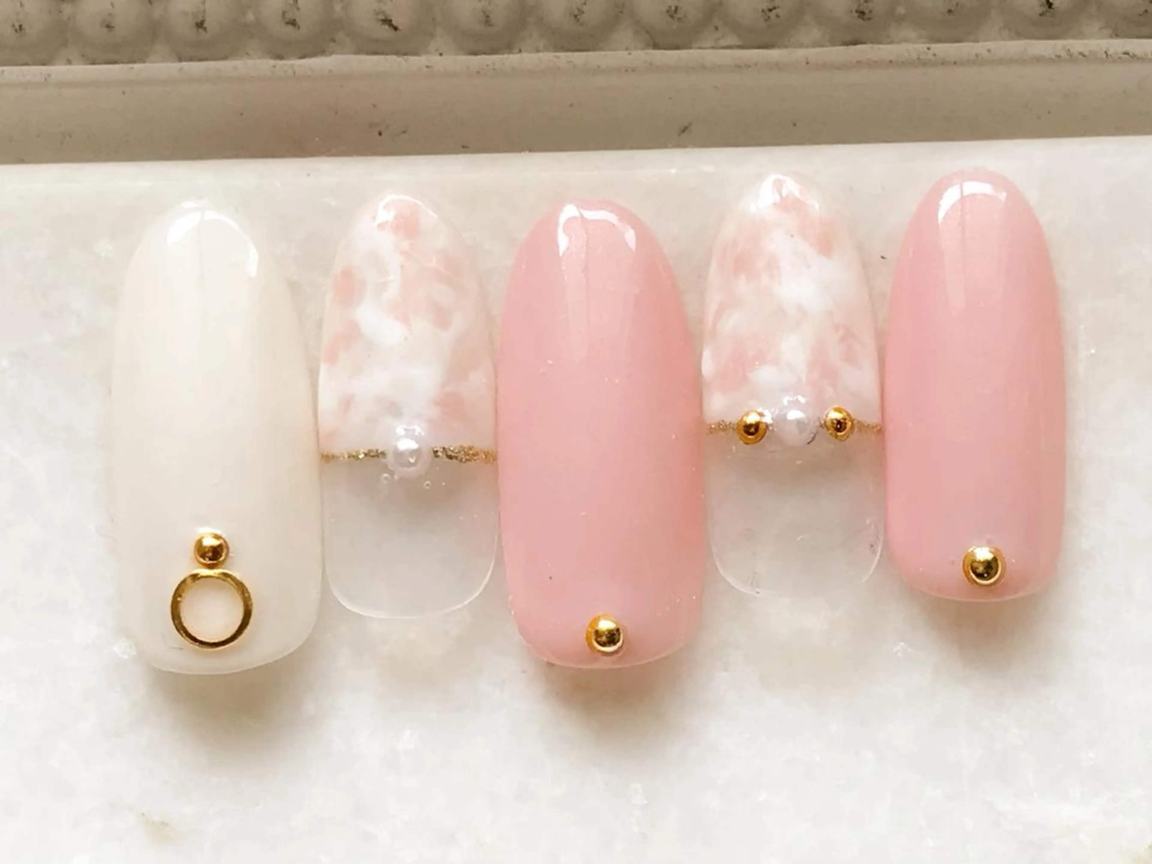 ネイル ジェルネイル パラジェル ハンドネイル Satomi  のネイルデザイン