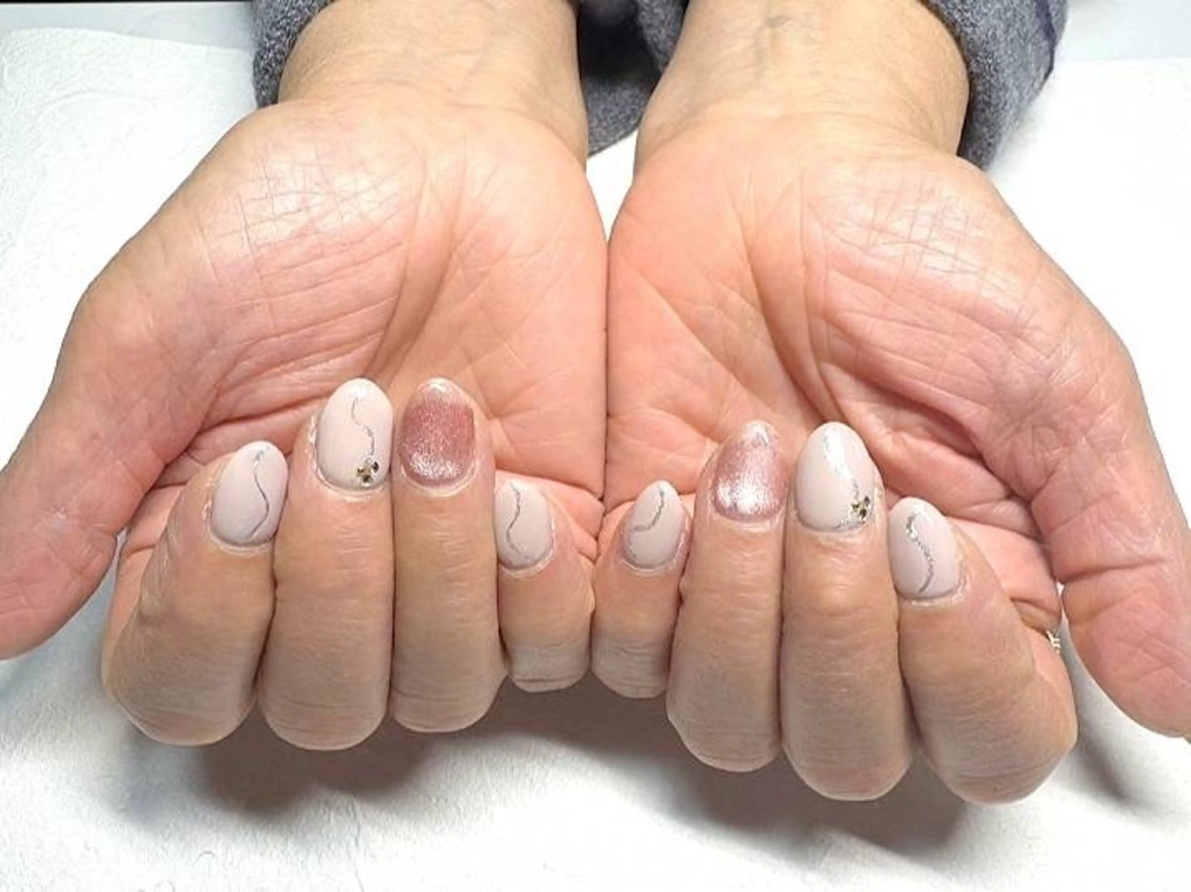 ネイル ハンドネイル JULIE NAILのネイルデザイン