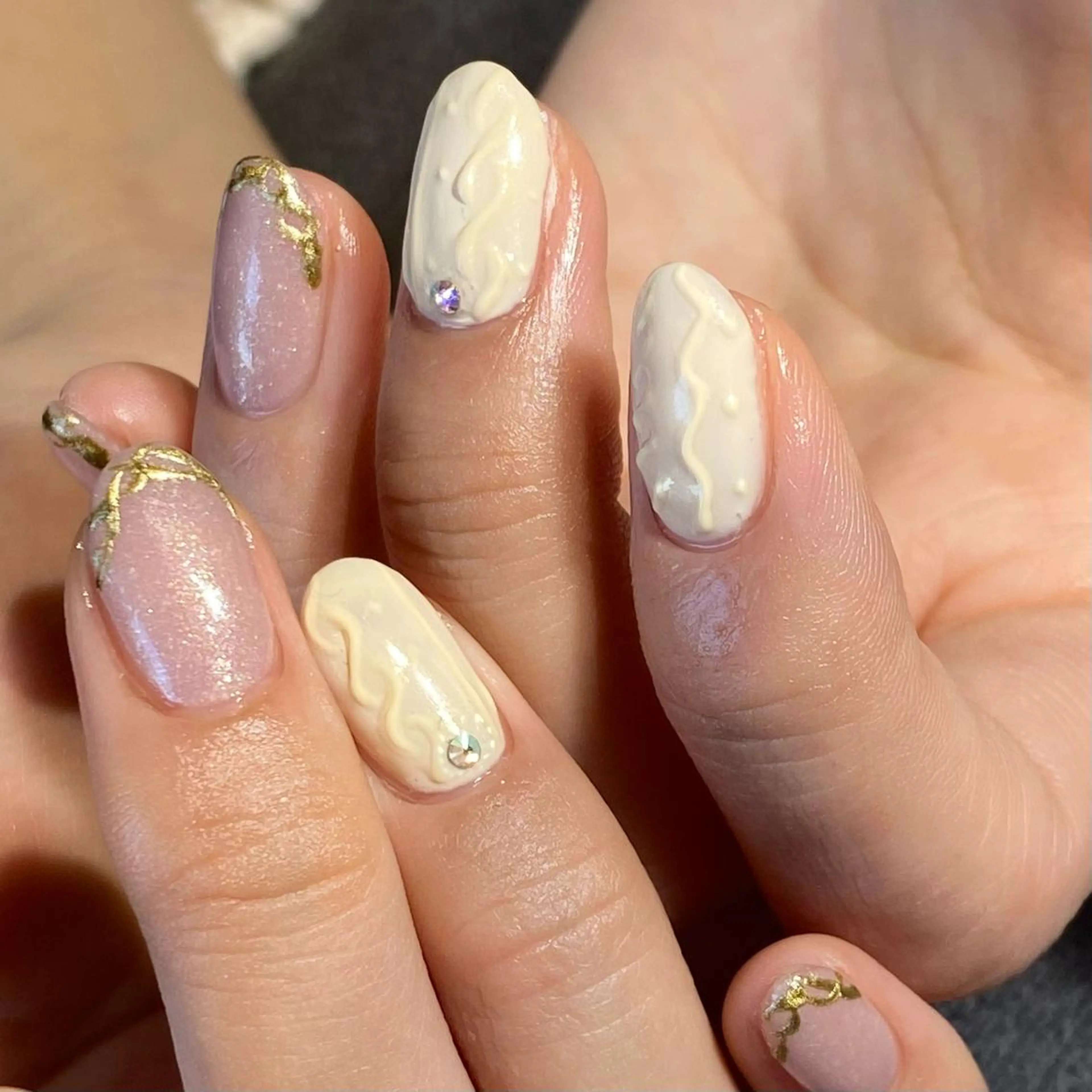 ネイル Flore (フロール)の眉毛・アイブロウイメージ