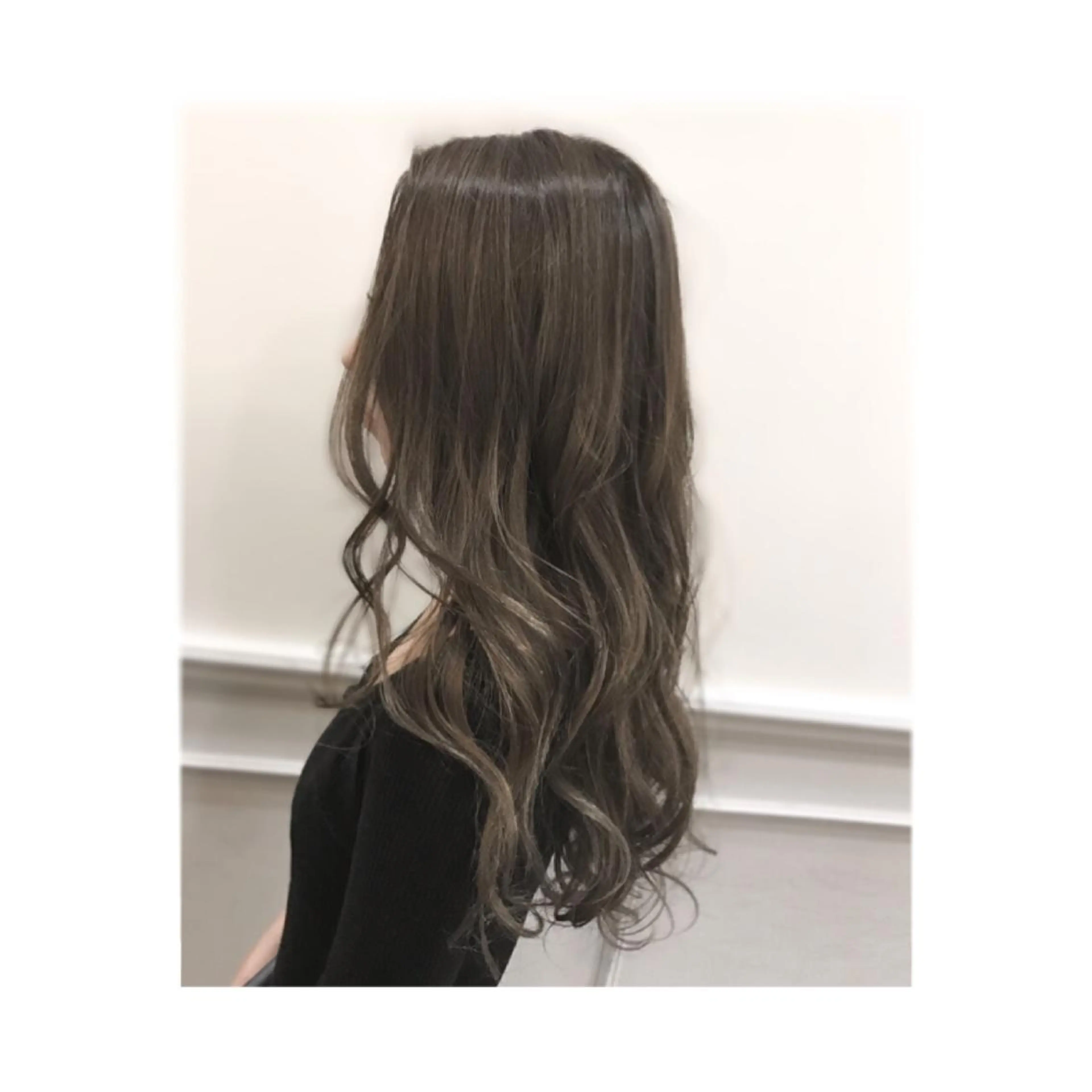 ロング カラー グラデーションカラー ヘアカラー トリートメント まちだ ひとみのヘアスタイル