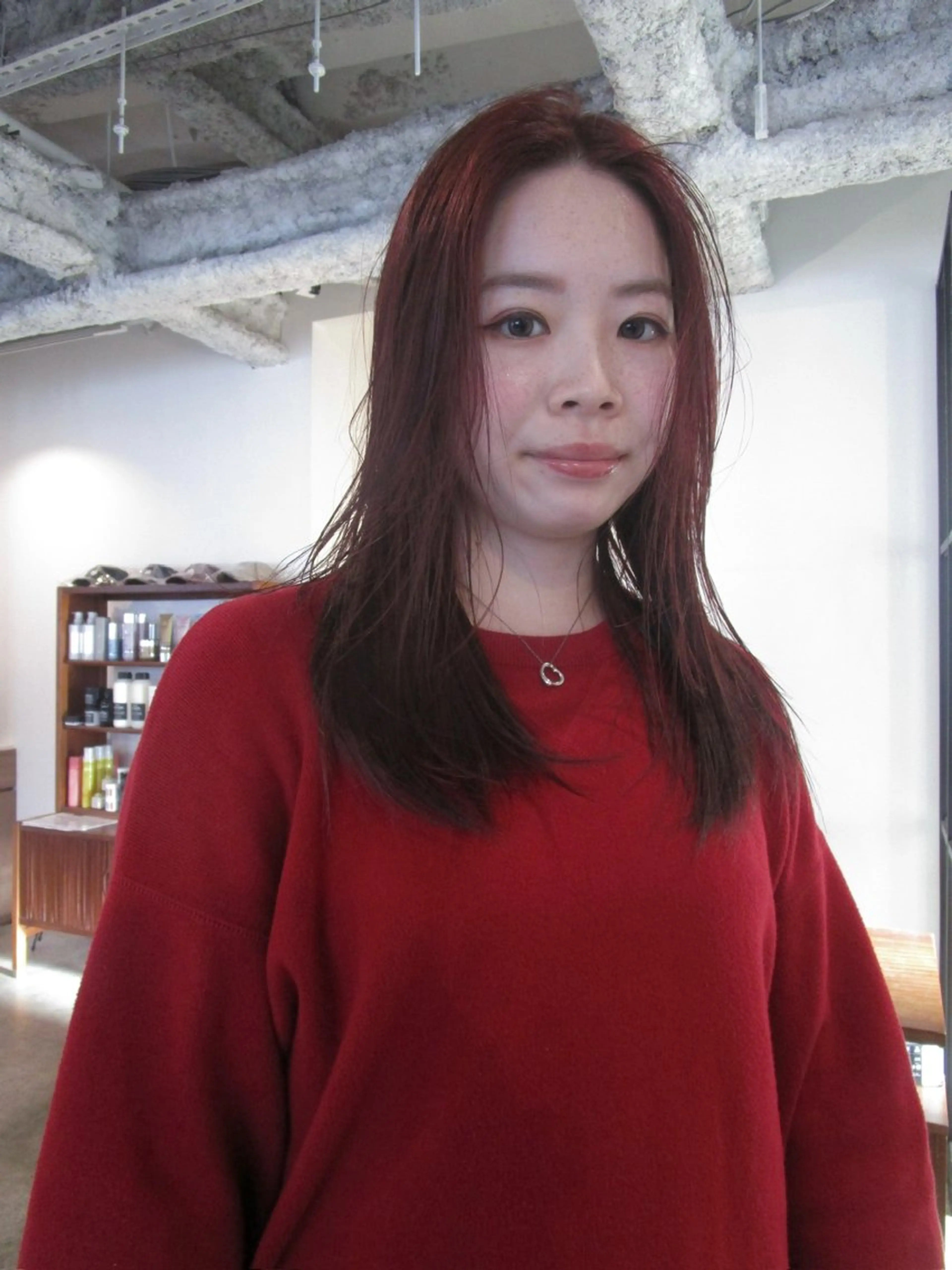 セミロング カラー ラベンダーカラー レッドカラー トリートメント カット ヘアカラー トリートメント yu maのヘアスタイル