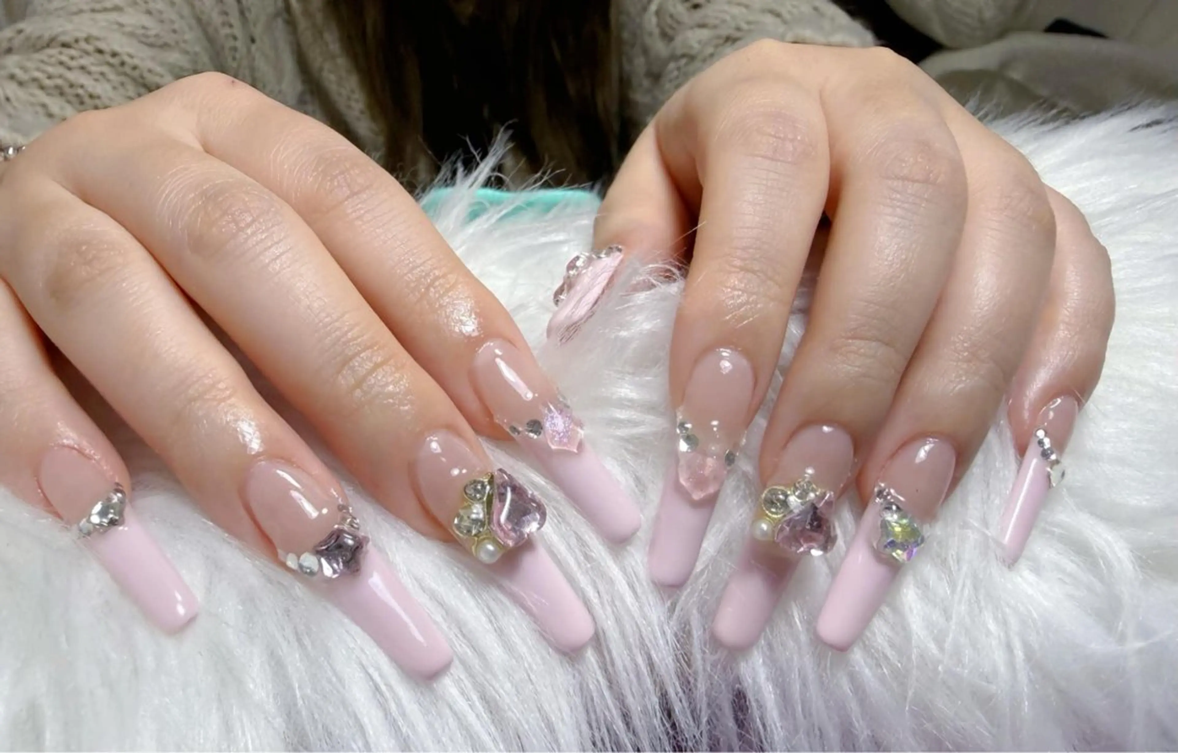 ネイル 小島 阿佑美のネイルデザイン