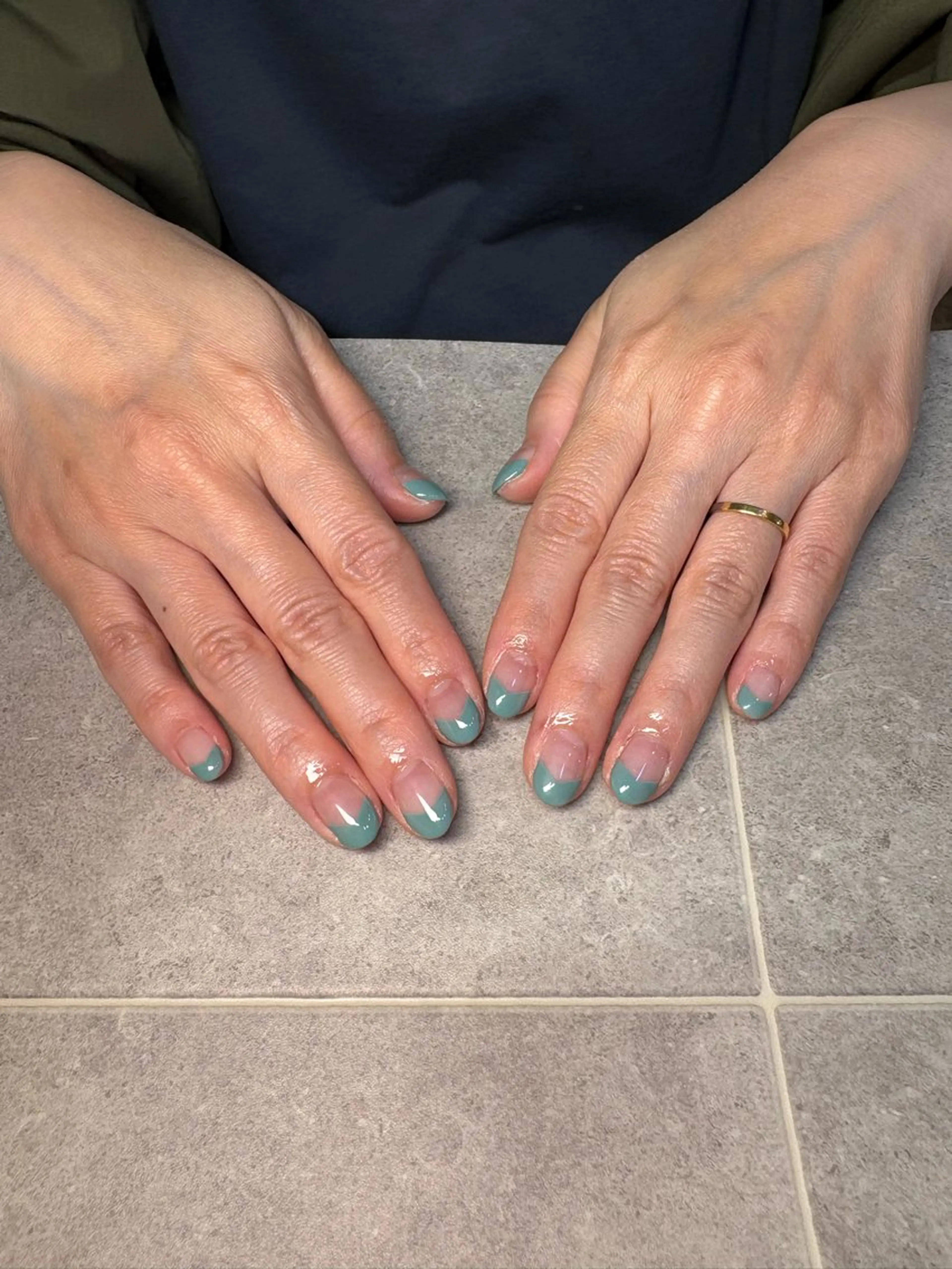 ネイル 三輪 彩美春のネイルデザイン