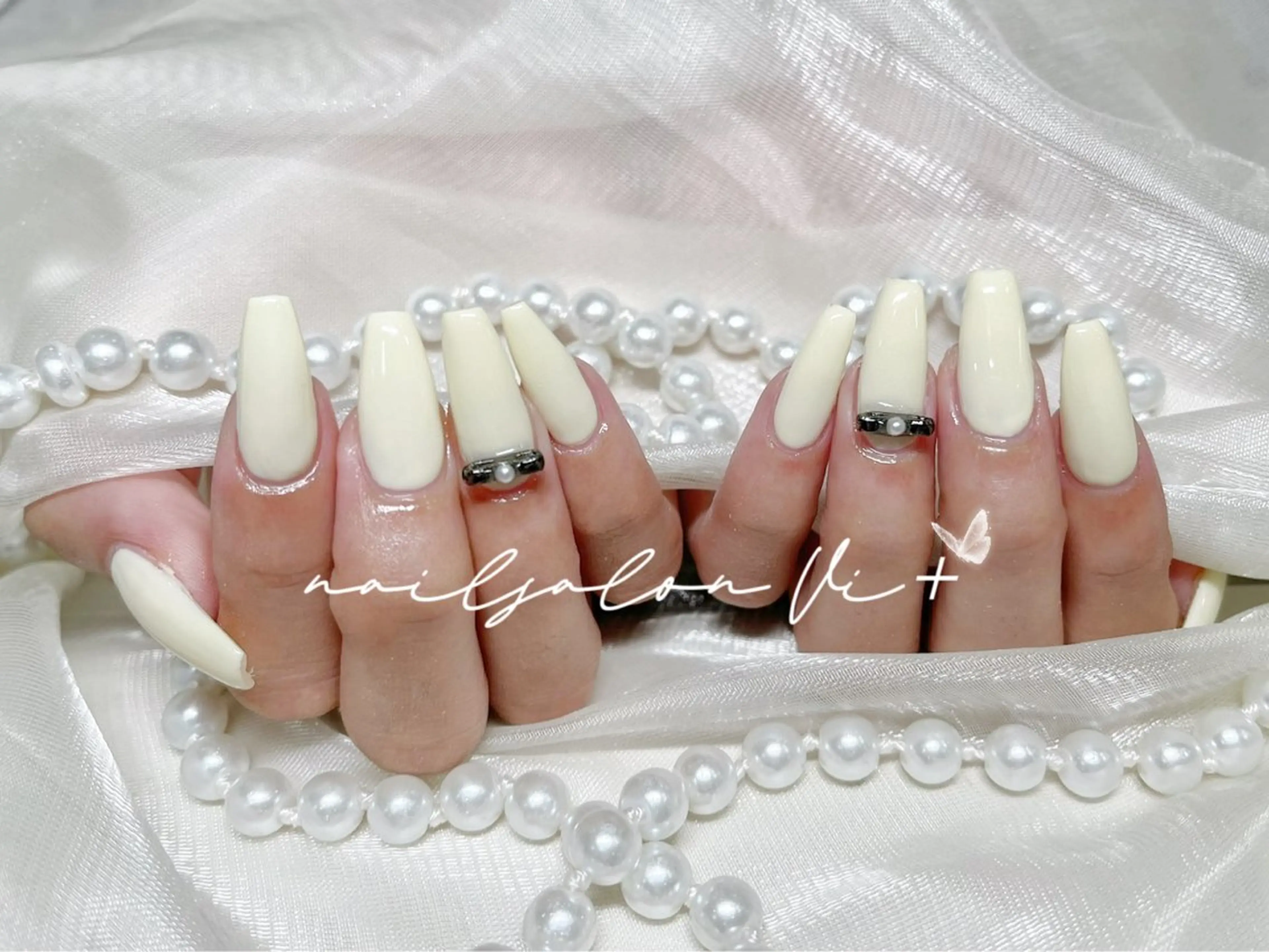 ネイル ✨Nailsalon Vi+✨のネイルデザイン