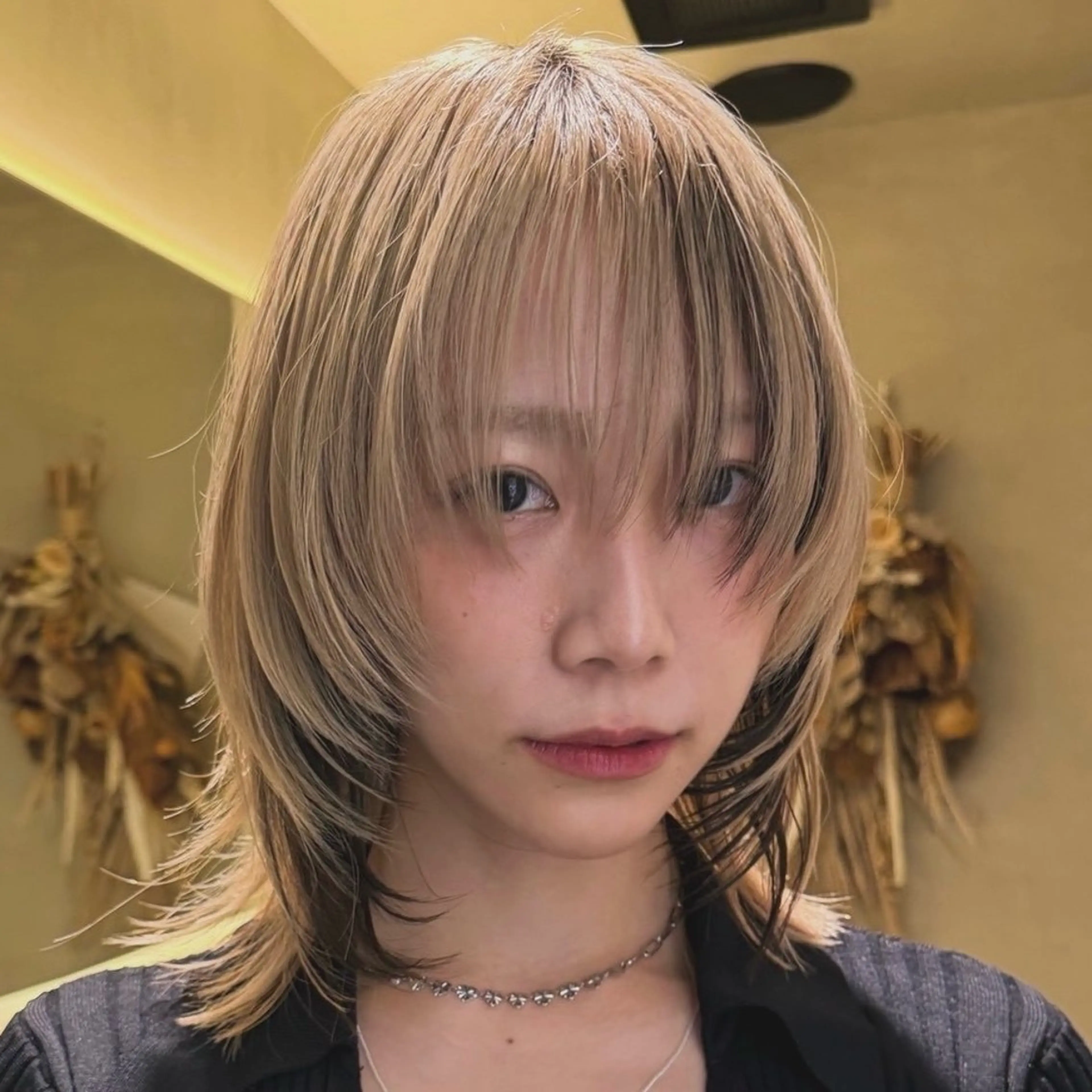 ミディアム カラー カット ヘアカラー 🍭ハイトーン/レイ ヤーカット🍭チャンのヘアスタイル