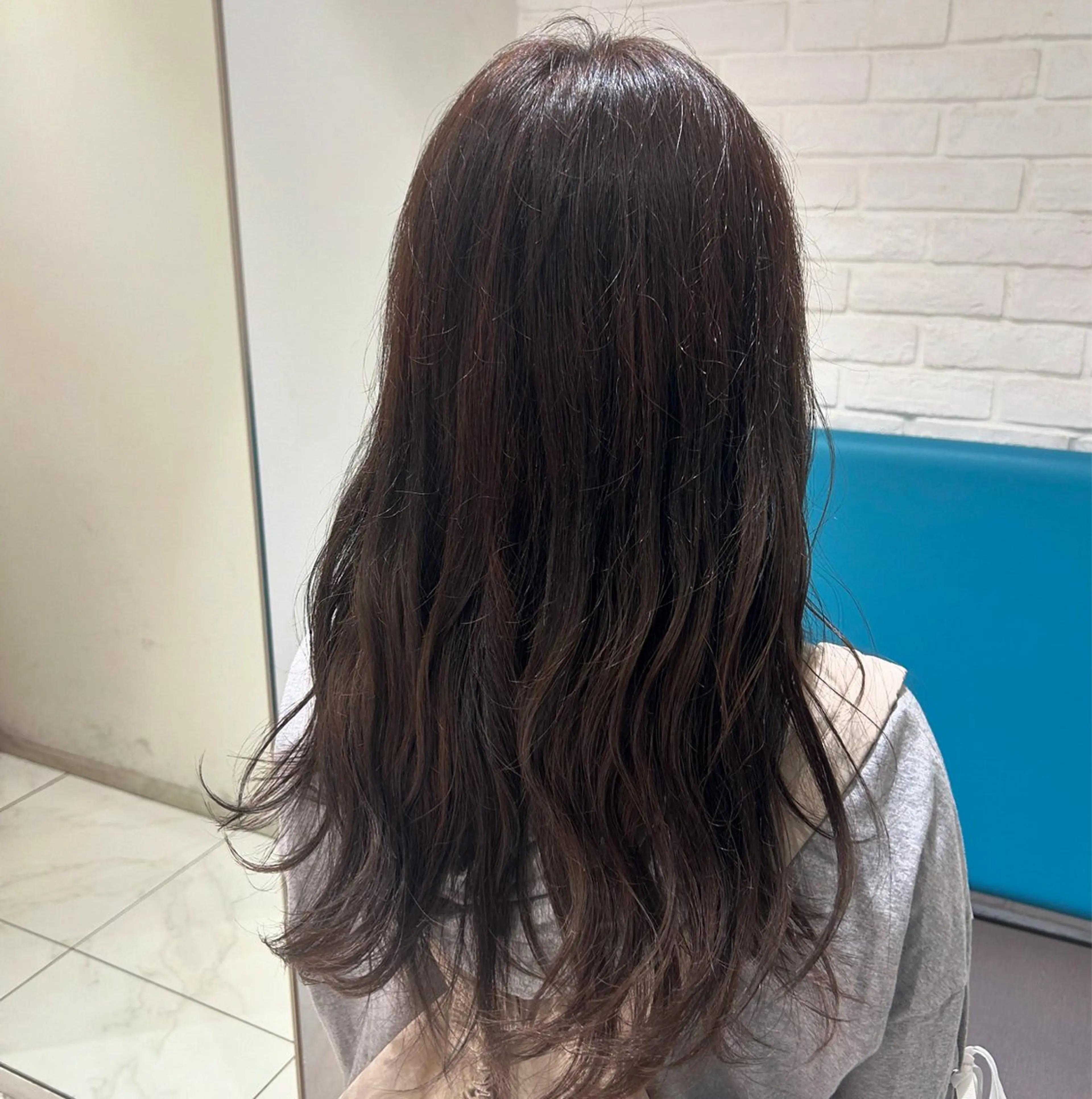 ロング カラー ハイトーン/レイヤー 藤田健太郎のヘアスタイル