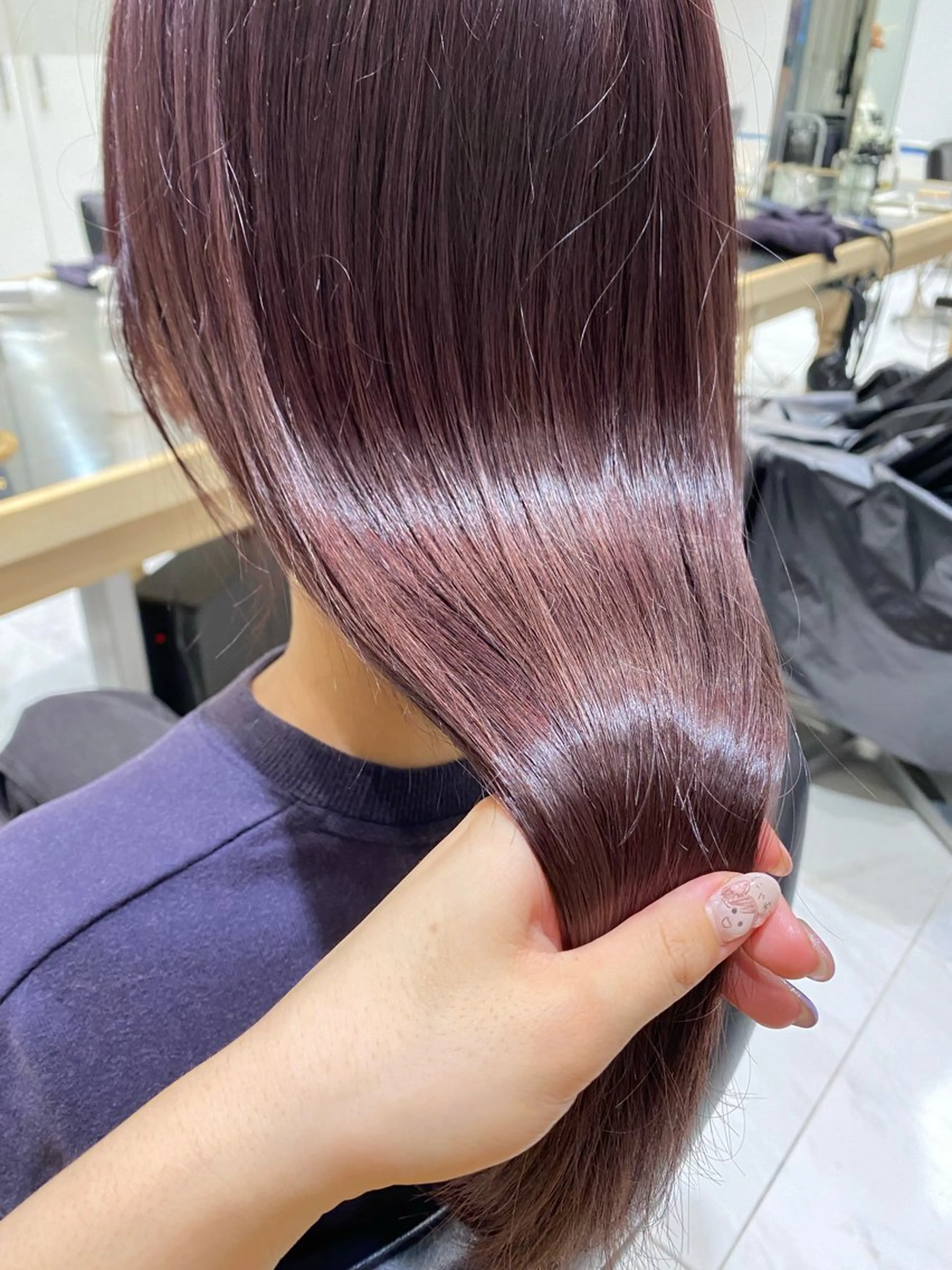 ロング カラー ブリーチ ラベンダーカラー ラベンダーピンク ピンクカラー 風香🪼レイヤー /透明感カラーのヘアスタイル