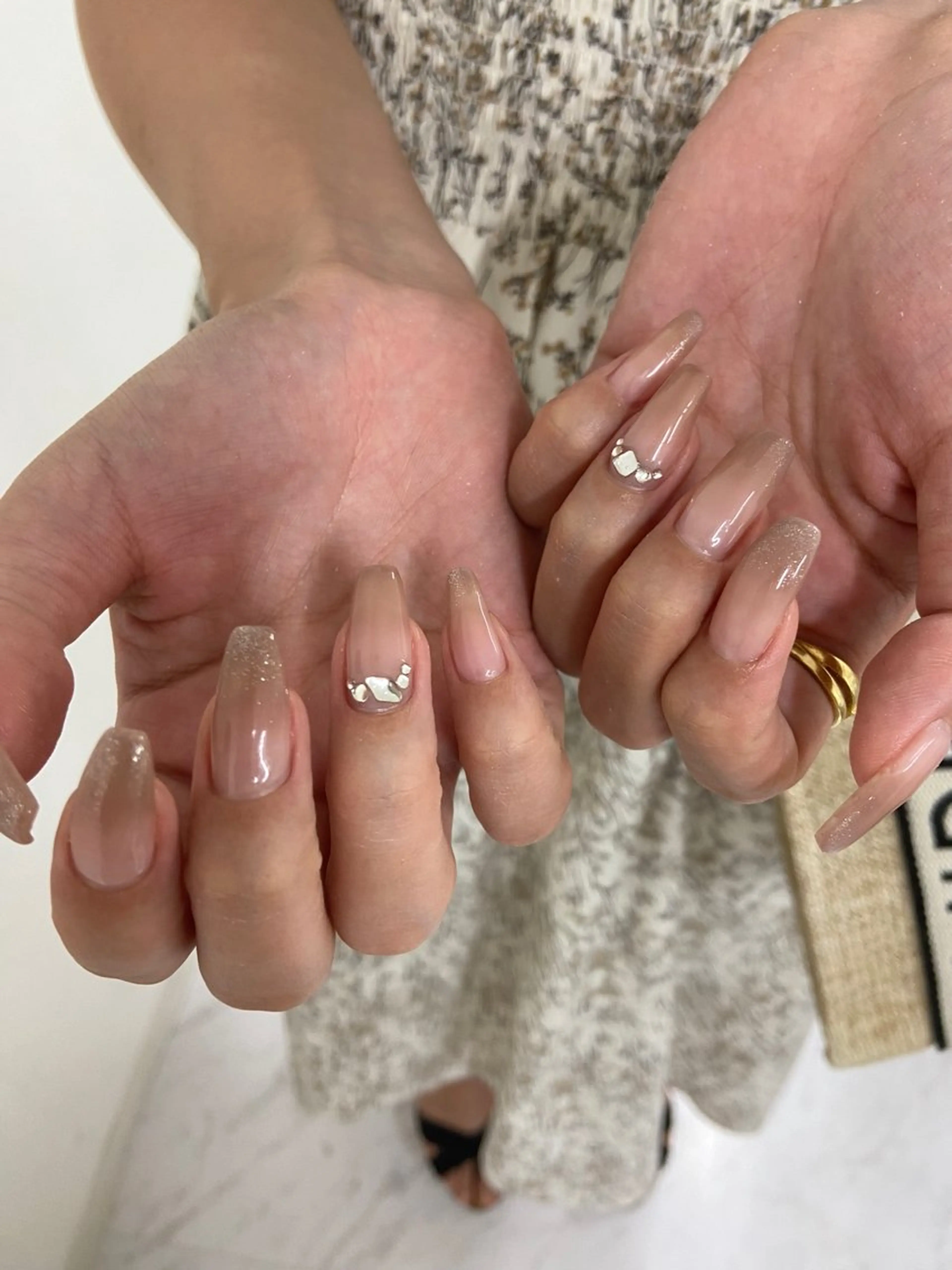 <10時​〜​16時オフ無料>持ち込みシンプルデザインの写真