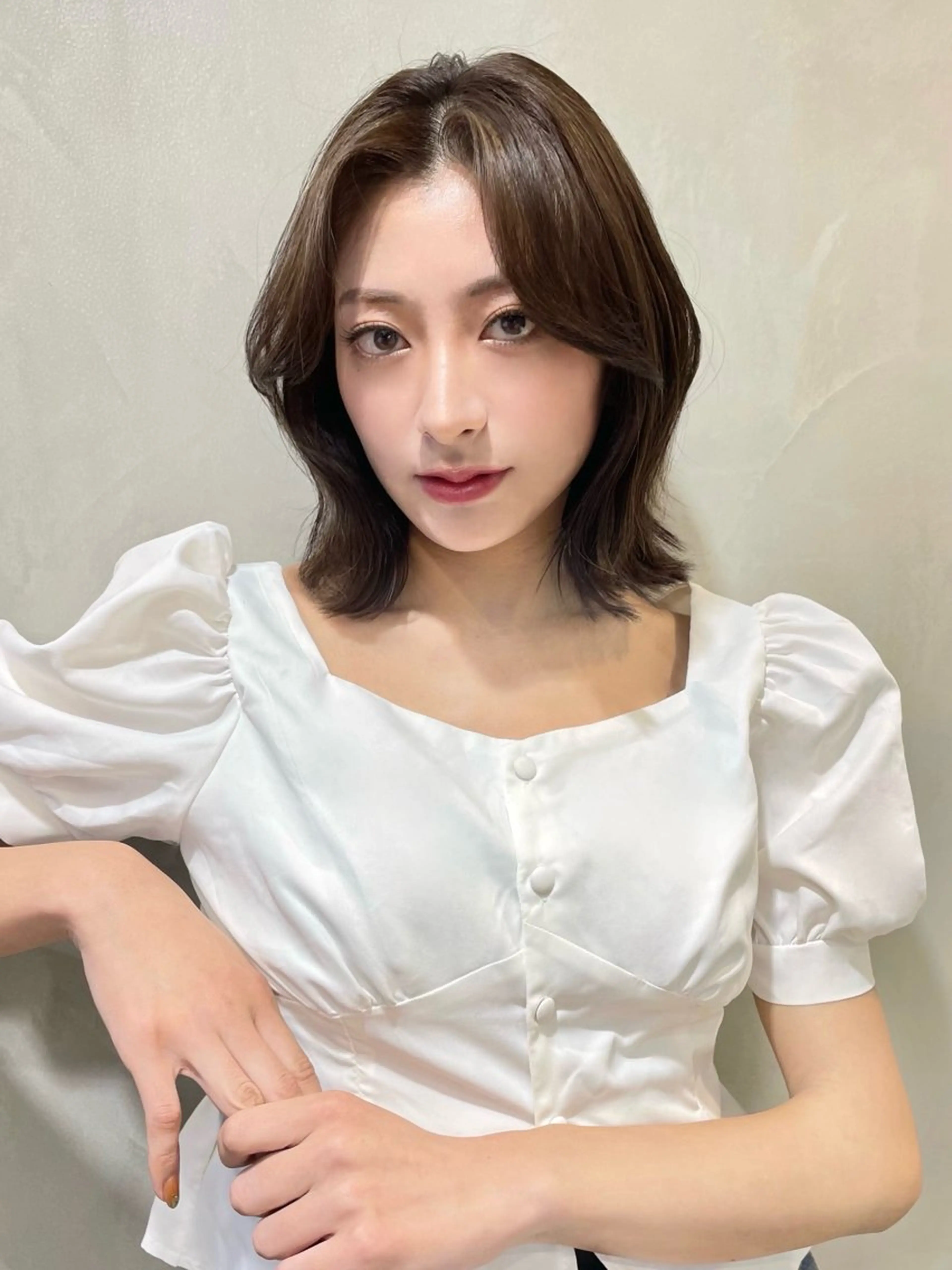 ミディアム ヘアカラー トリートメント 大宮🤍縮毛矯正 レイヤー🪽なるのヘアスタイル