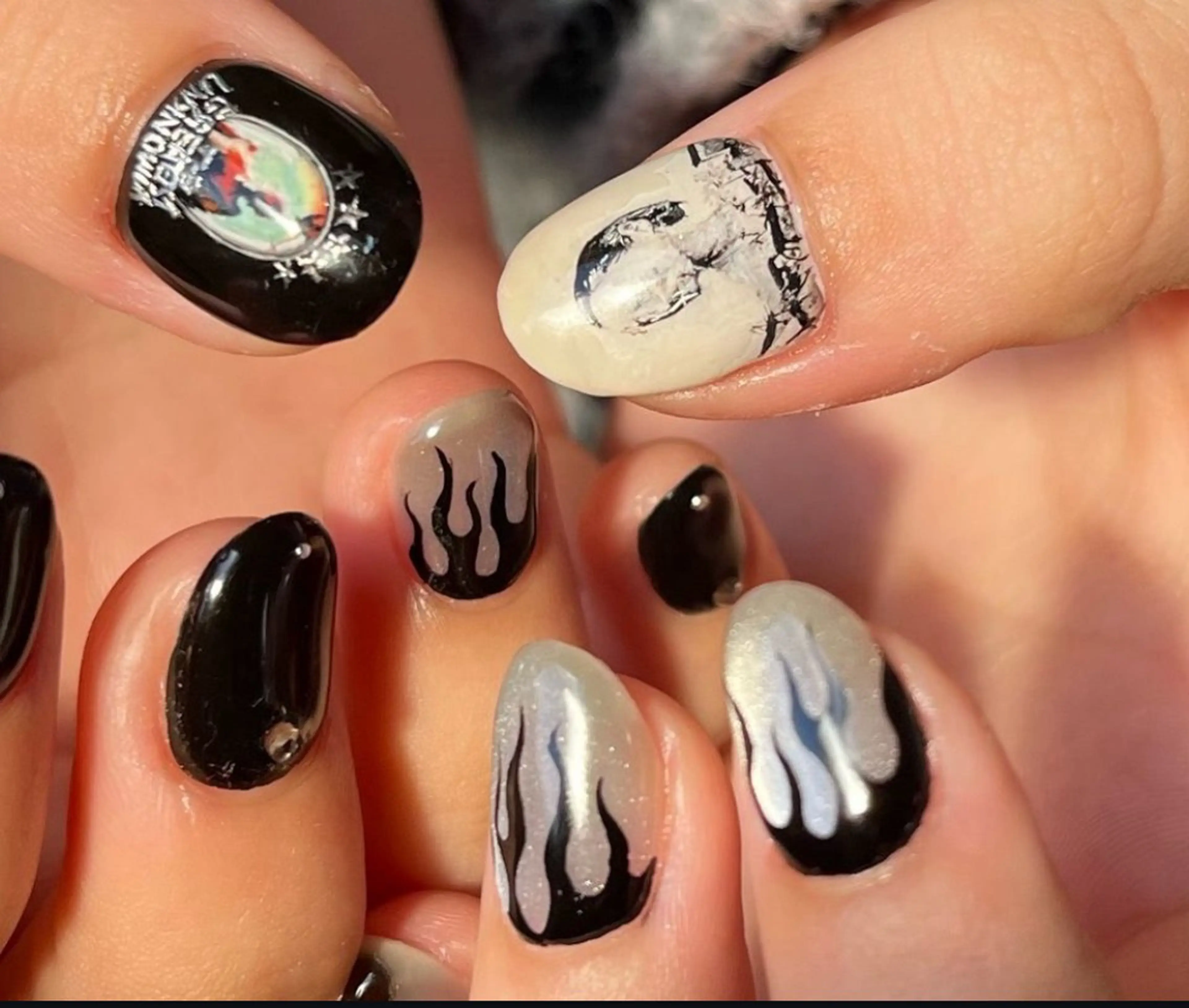 ネイル nailsalon R’のネイルデザイン