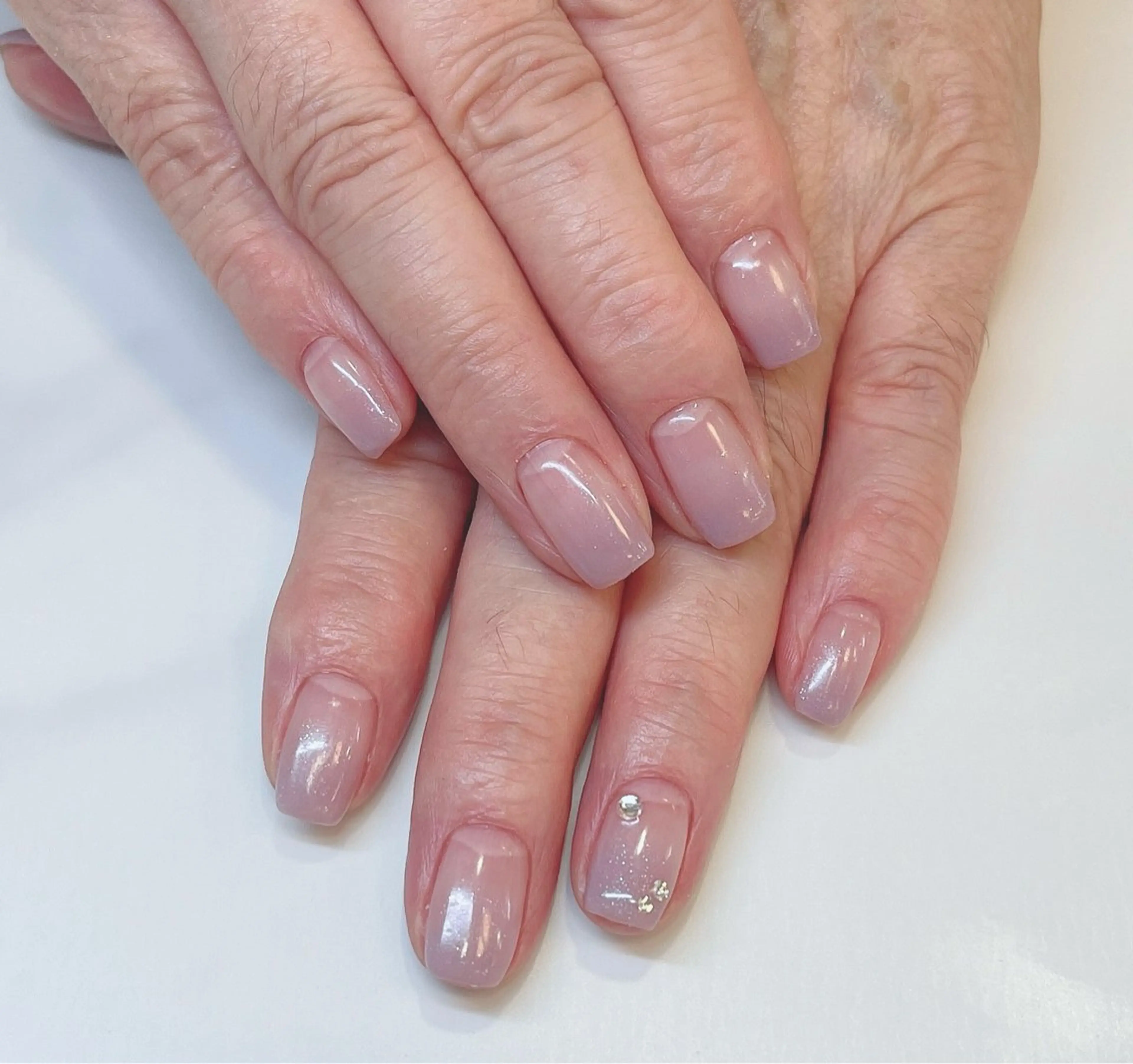 ネイル 渡邉 真衣のネイルデザイン