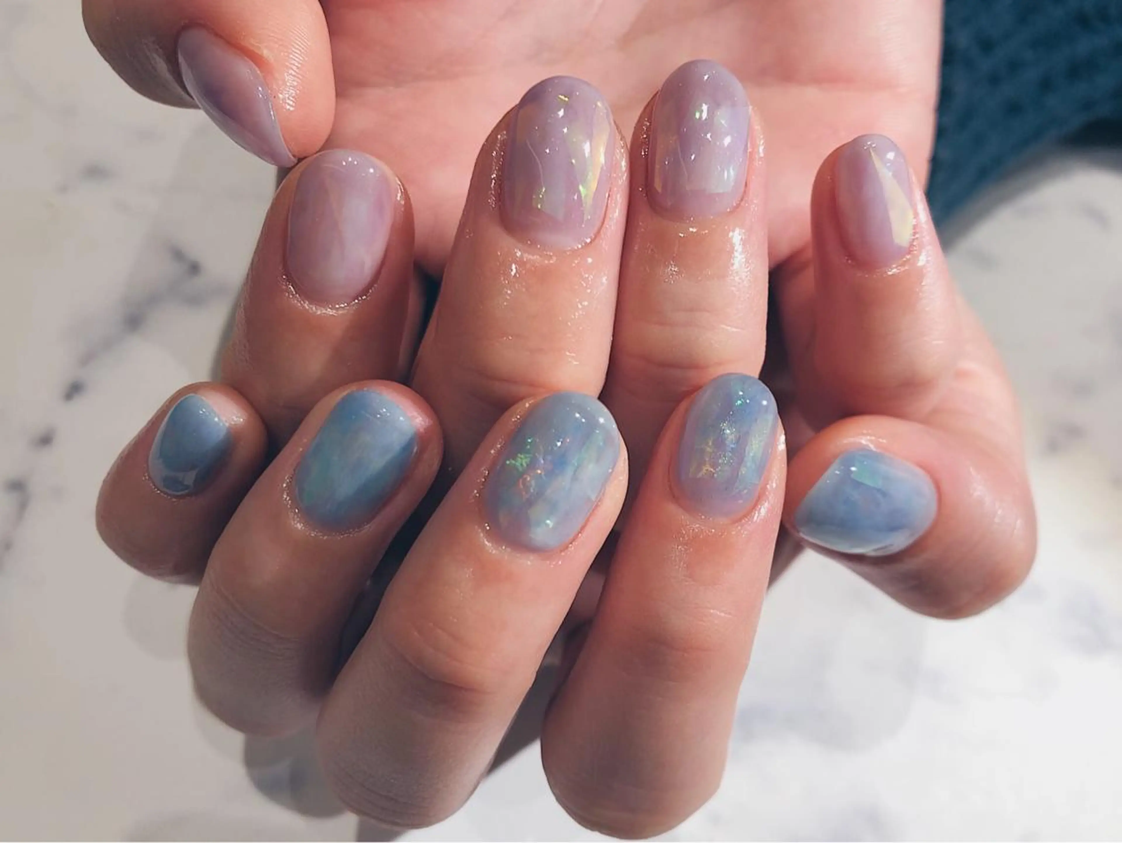 ショート カラー ネイル マツエク・マツパ ハンドネイル illum hicariのネイルデザイン