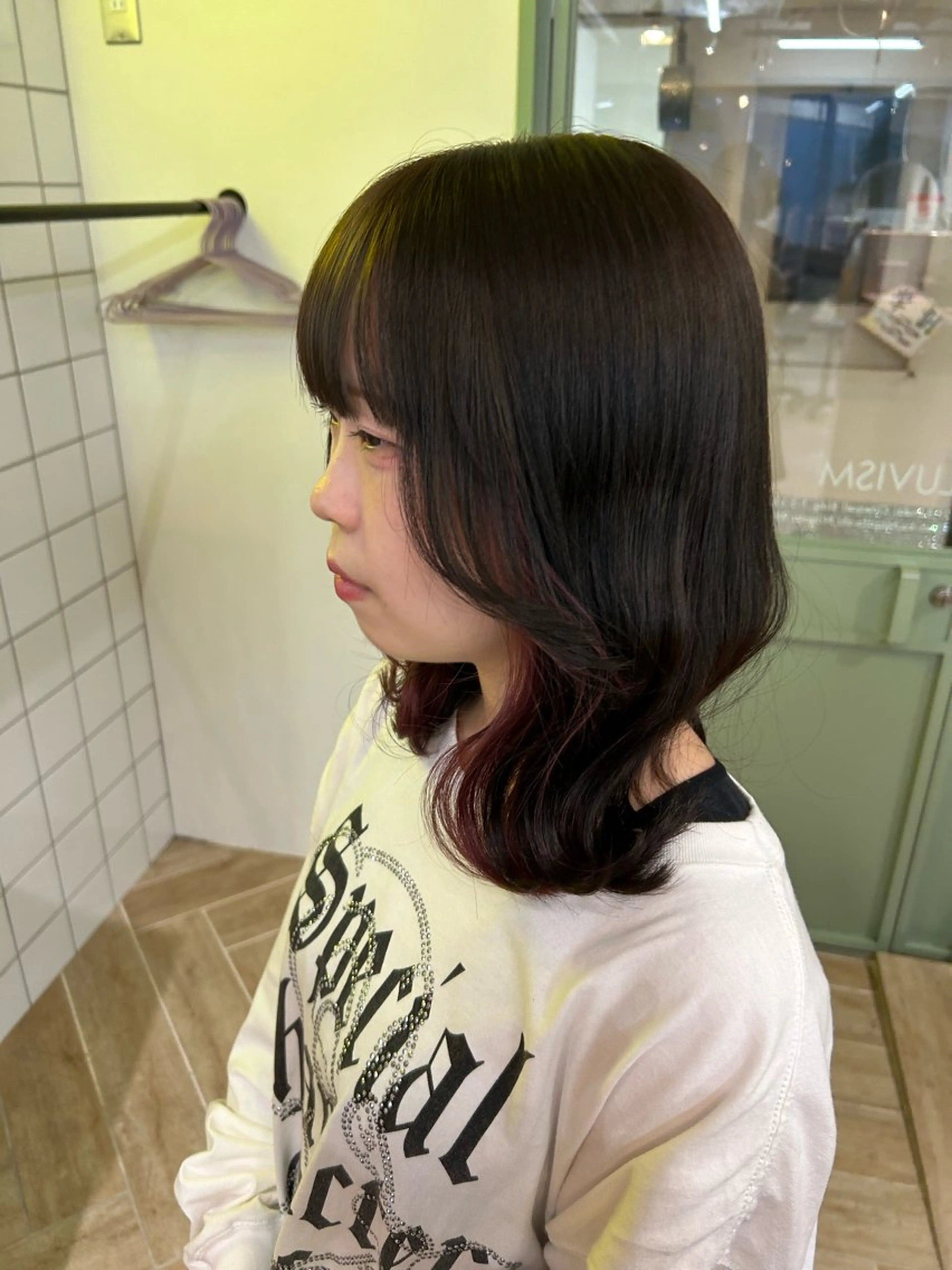 ミディアム カラー ヘアカラー トリートメント ベージュ/ダブルカラ ー/新潟駅/青柳萌果のヘアスタイル