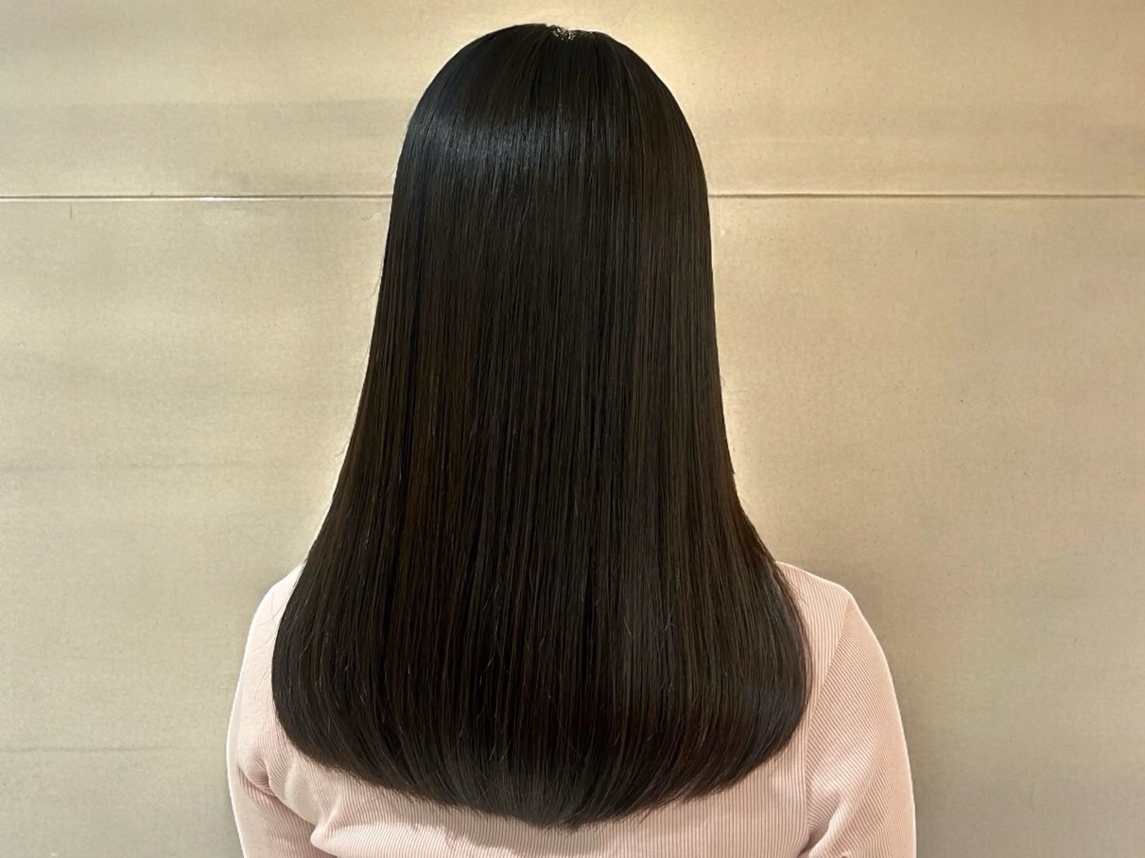 セミロング 髪質改善 トリートメント 酸熱トリートメント カット トリートメント Eir 神戸所属・髪質改善/縮毛矯正 長井 美佐子のヘアスタイル