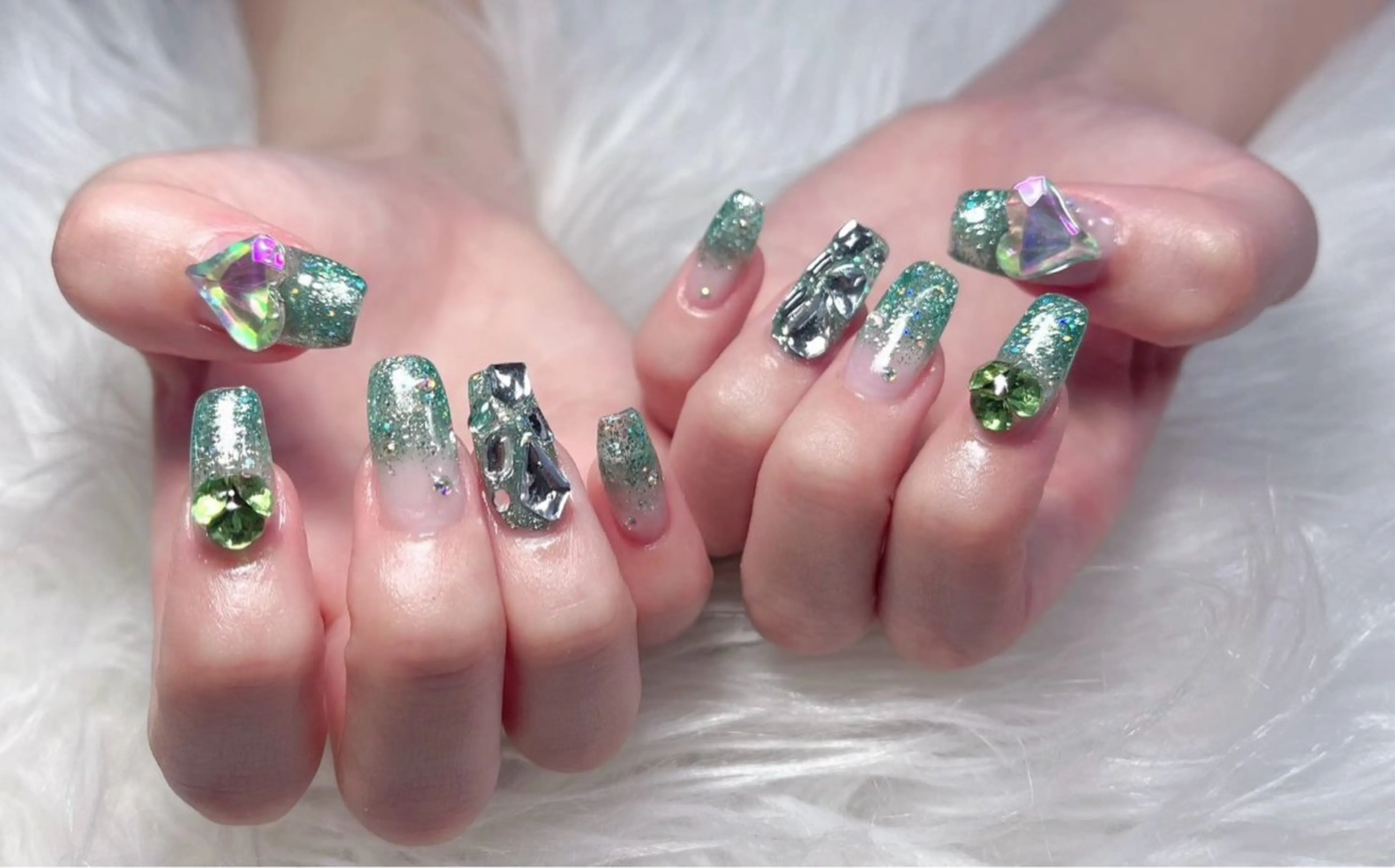 ネイル ハンドネイル ハンドケア ネイルサロン ロア旧ジョリーのネイルデザイン