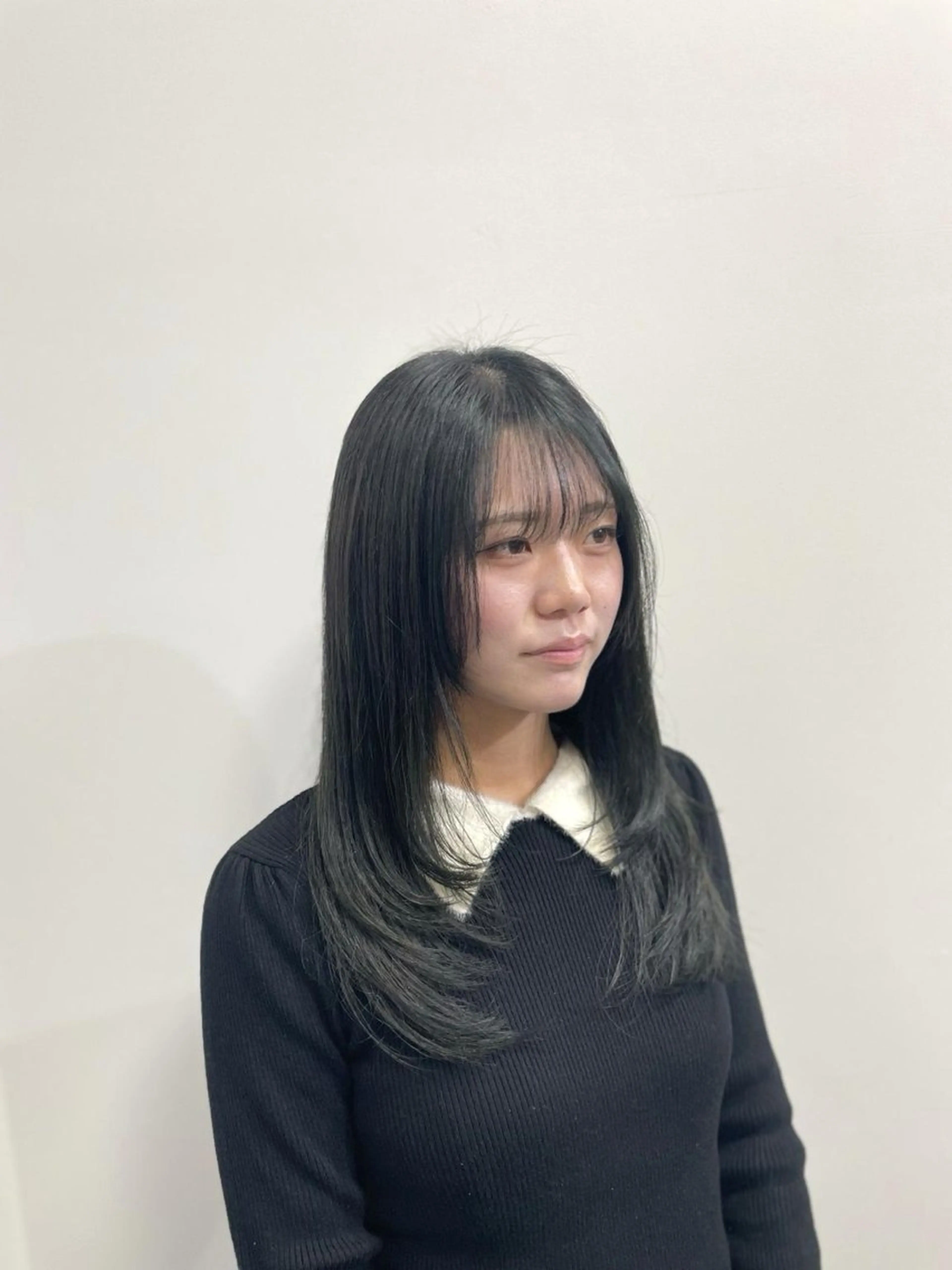 セミロング 韓国風ヘア カット ヘアカラー トリートメント Day Dream所属・SYOMA/ 透明感カラー/艶髪のヘアスタイル