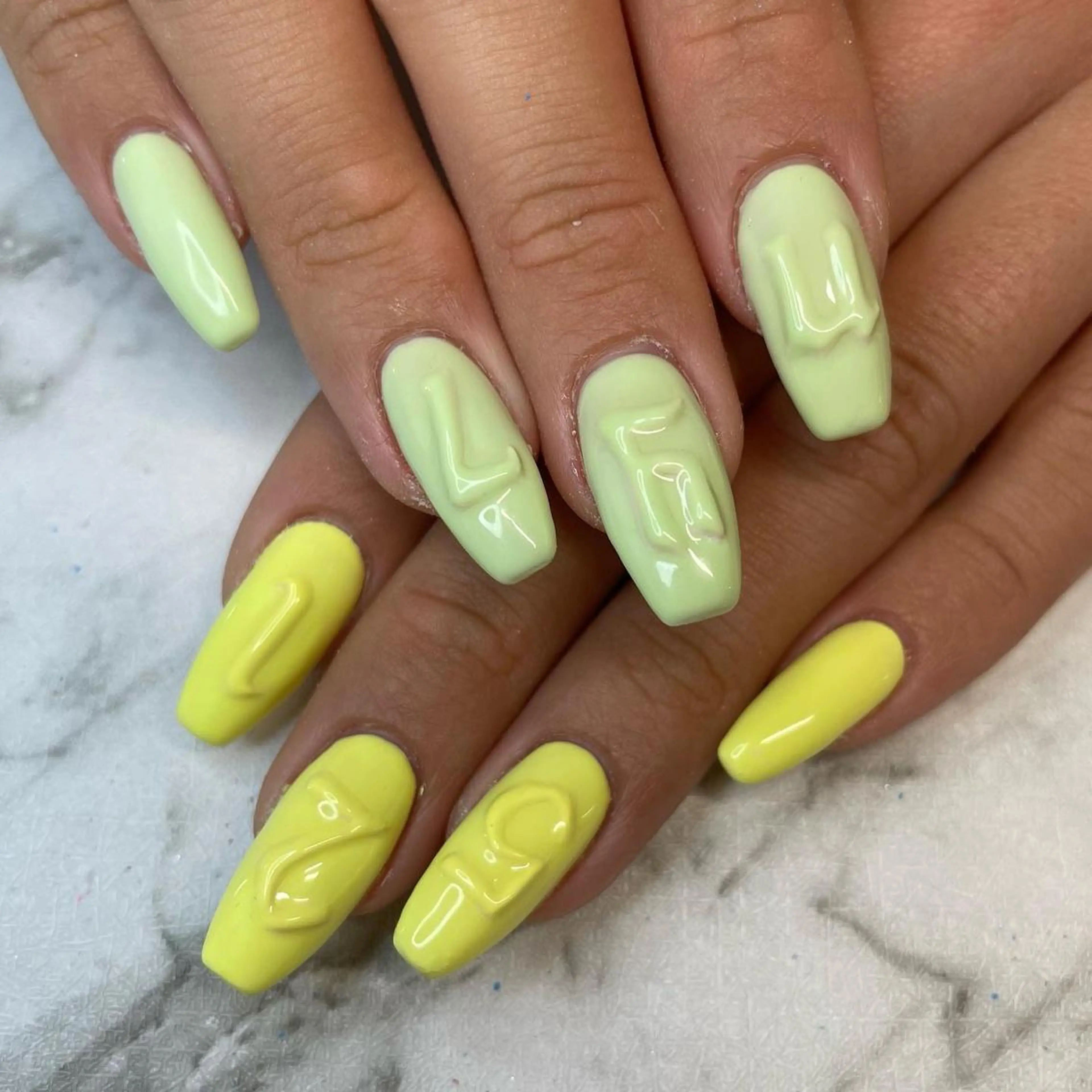 ネイル Beauty Salon amour所属・Seven's / NANAのネイルデザイン